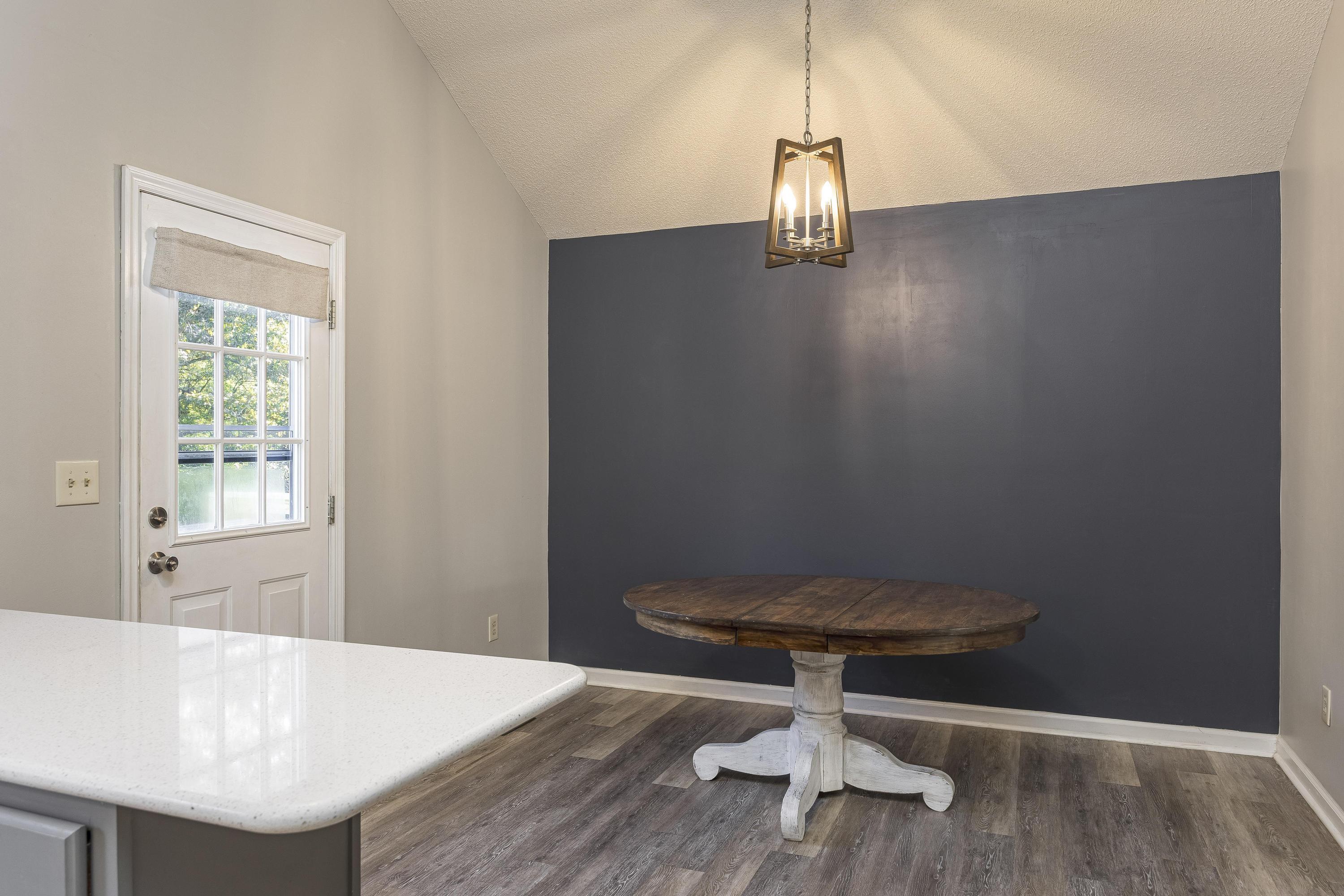 6907 Pine Haven Drive