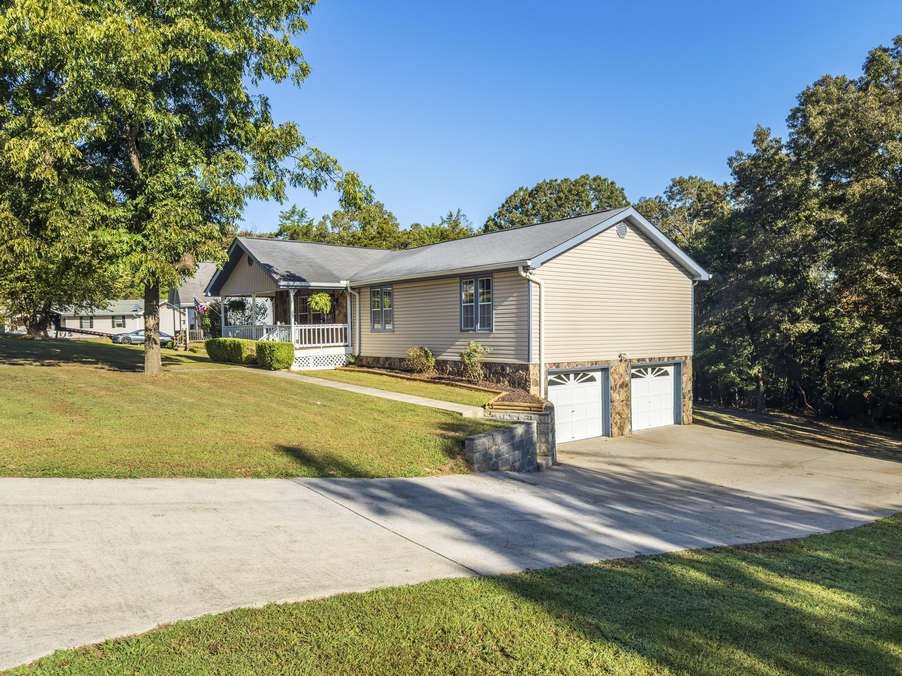 6907 Pine Haven Drive