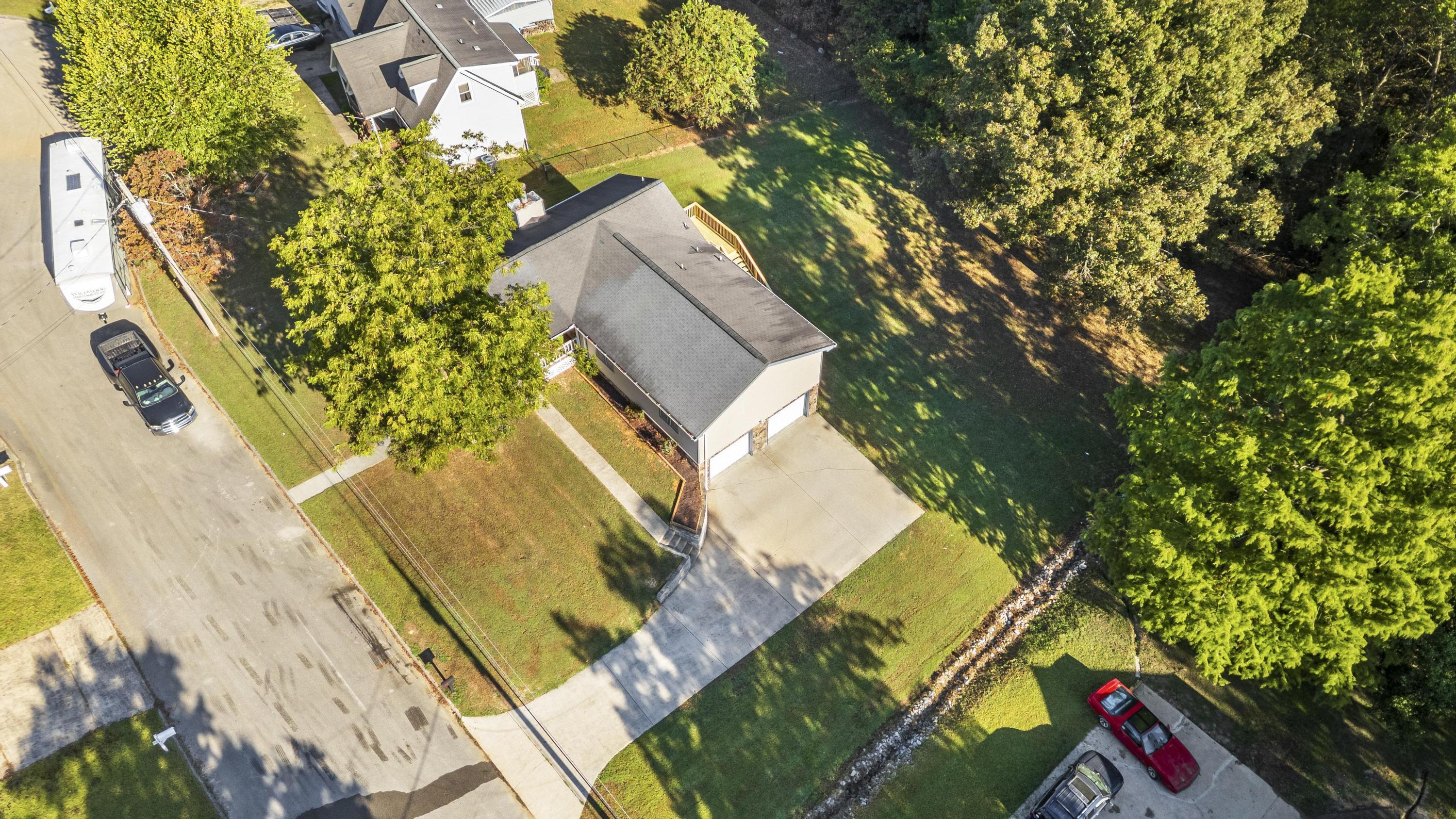 6907 Pine Haven Drive