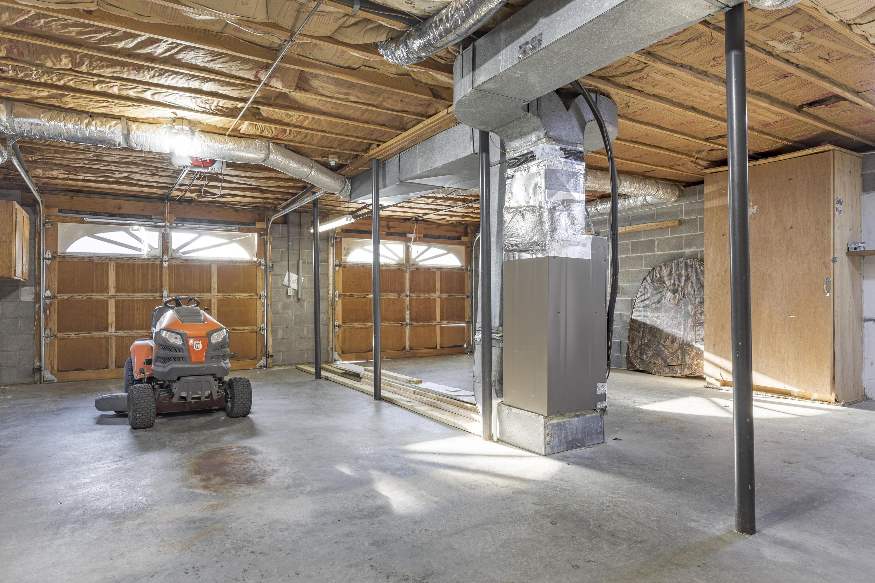 6907 Pine Haven Drive