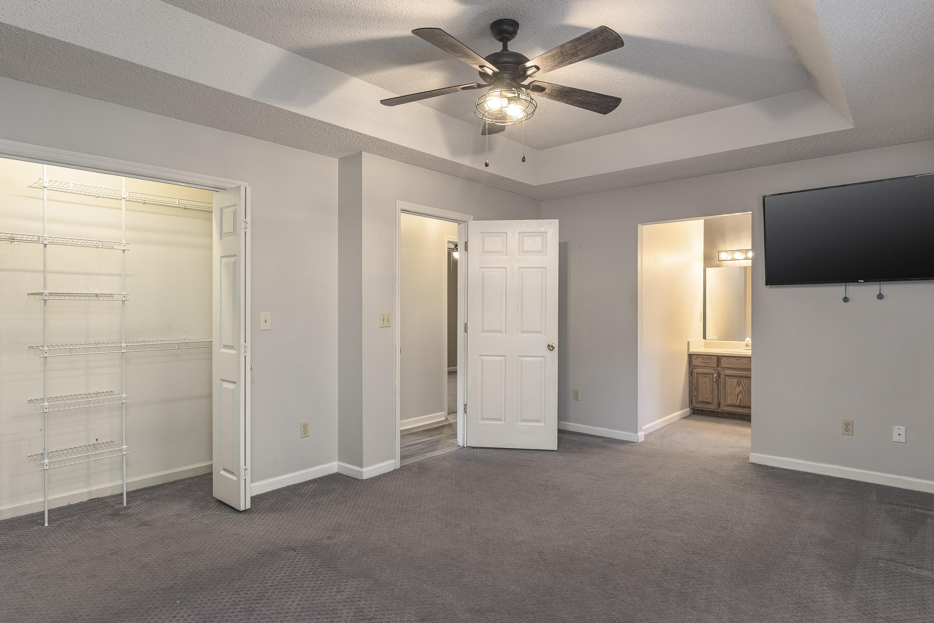 6907 Pine Haven Drive