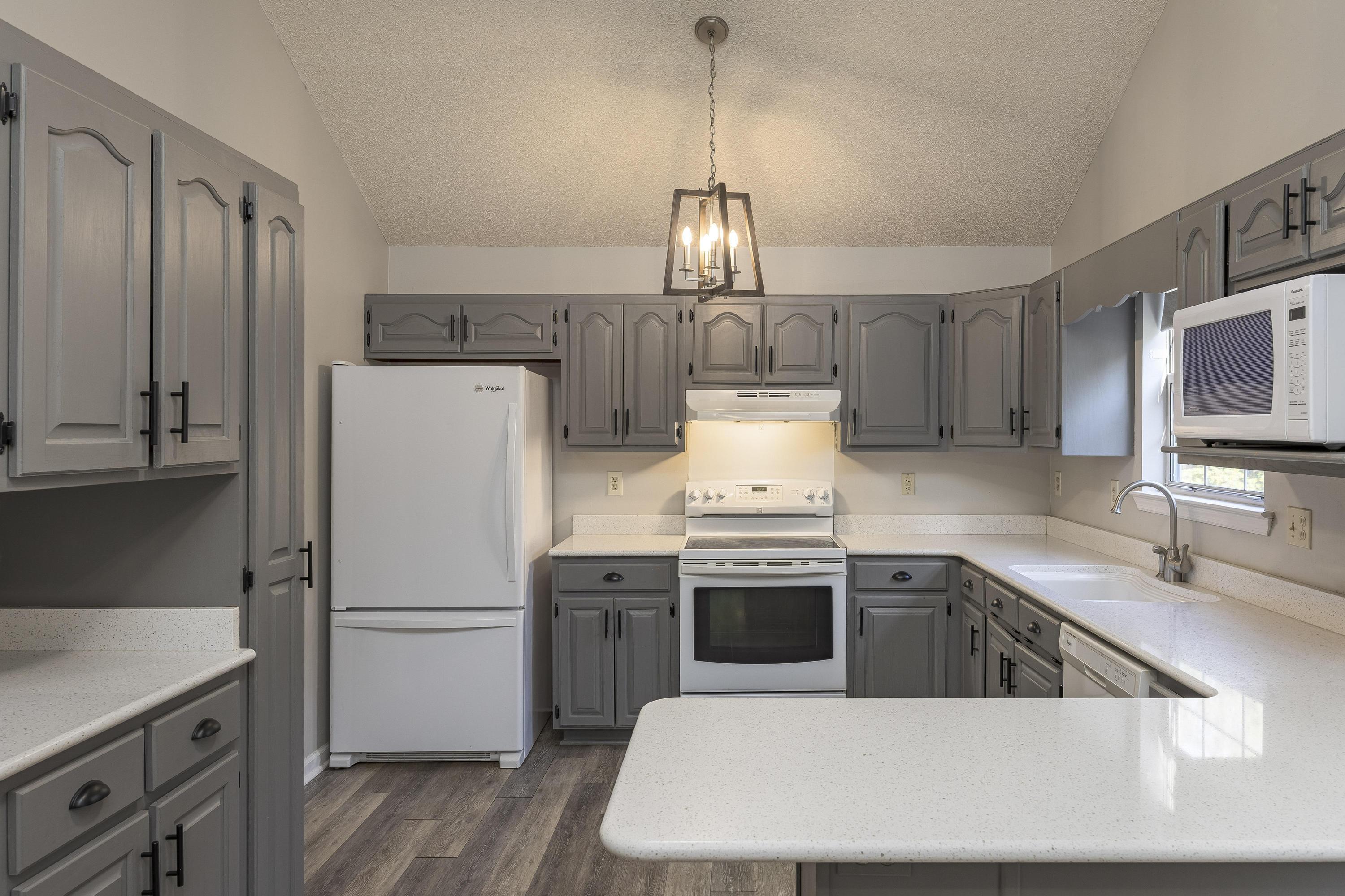 6907 Pine Haven Drive