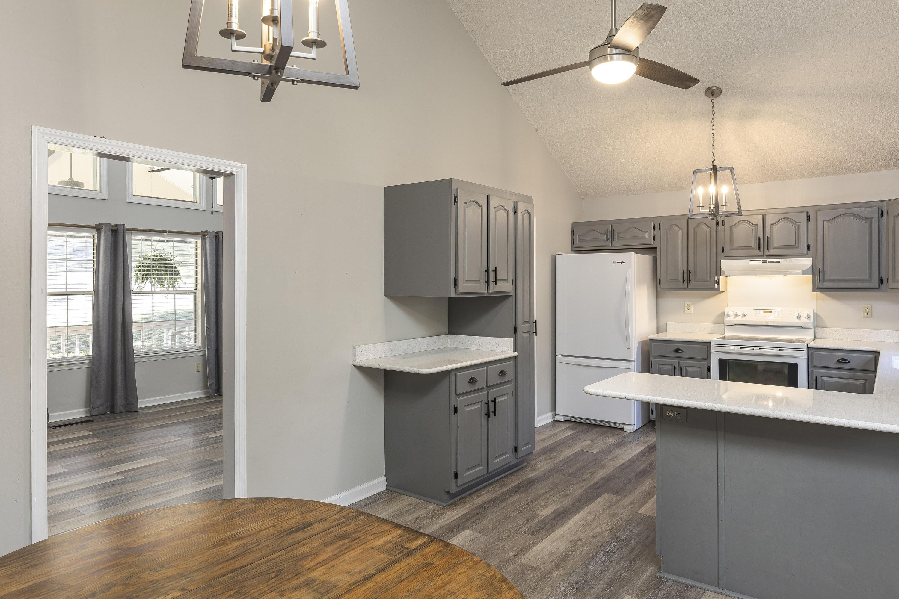 6907 Pine Haven Drive