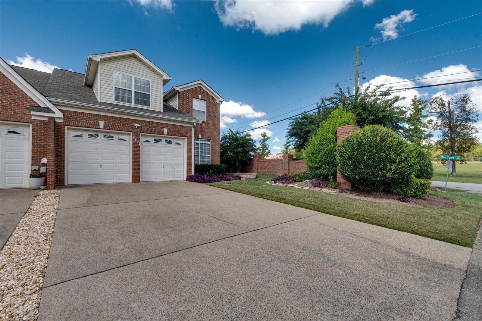 2431 Cone Flower Trail