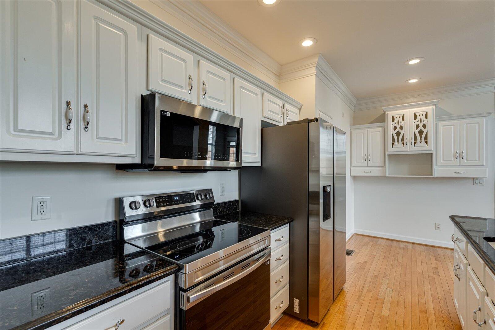 2431 Cone Flower Trail