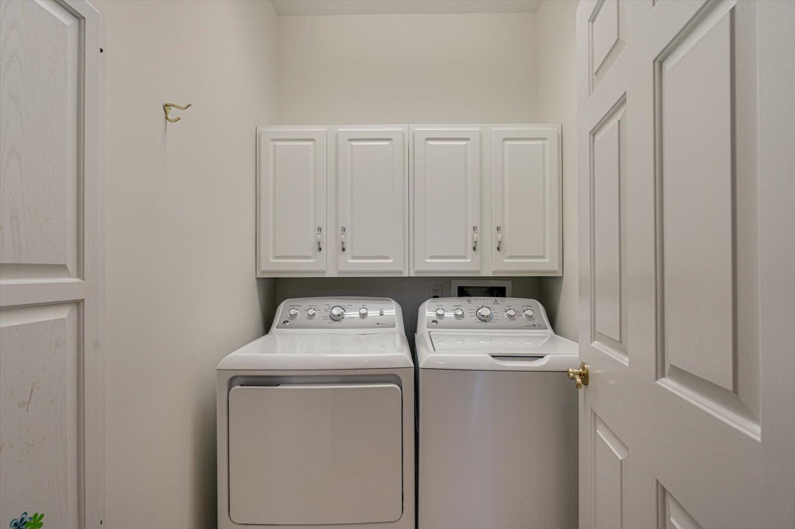 2431 Cone Flower Trail