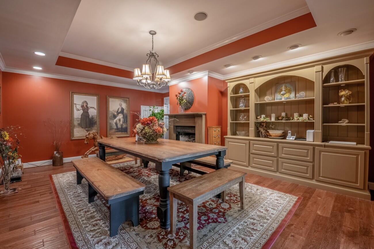 272 NW Fairview Road NW