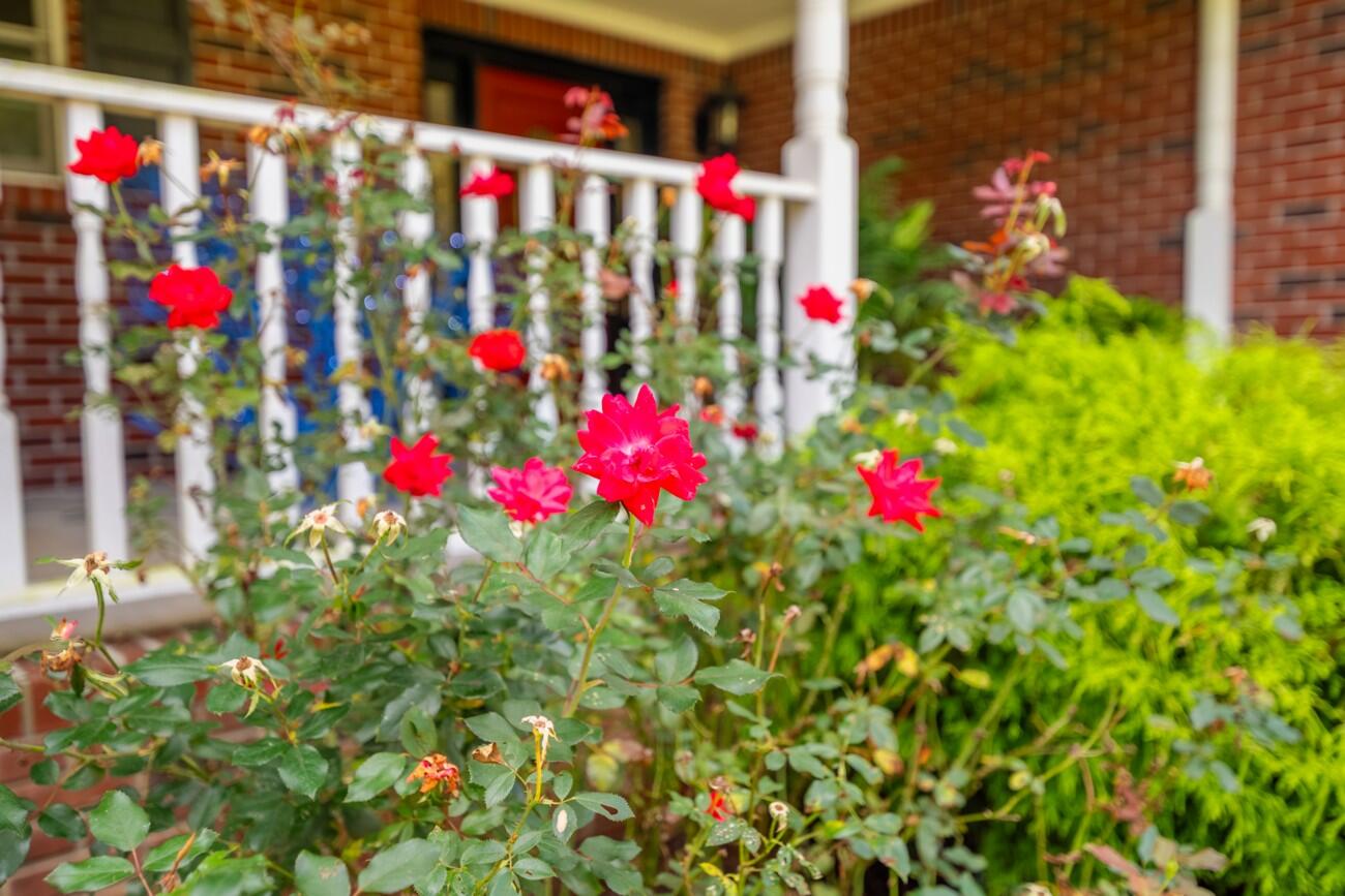 272 NW Fairview Road NW