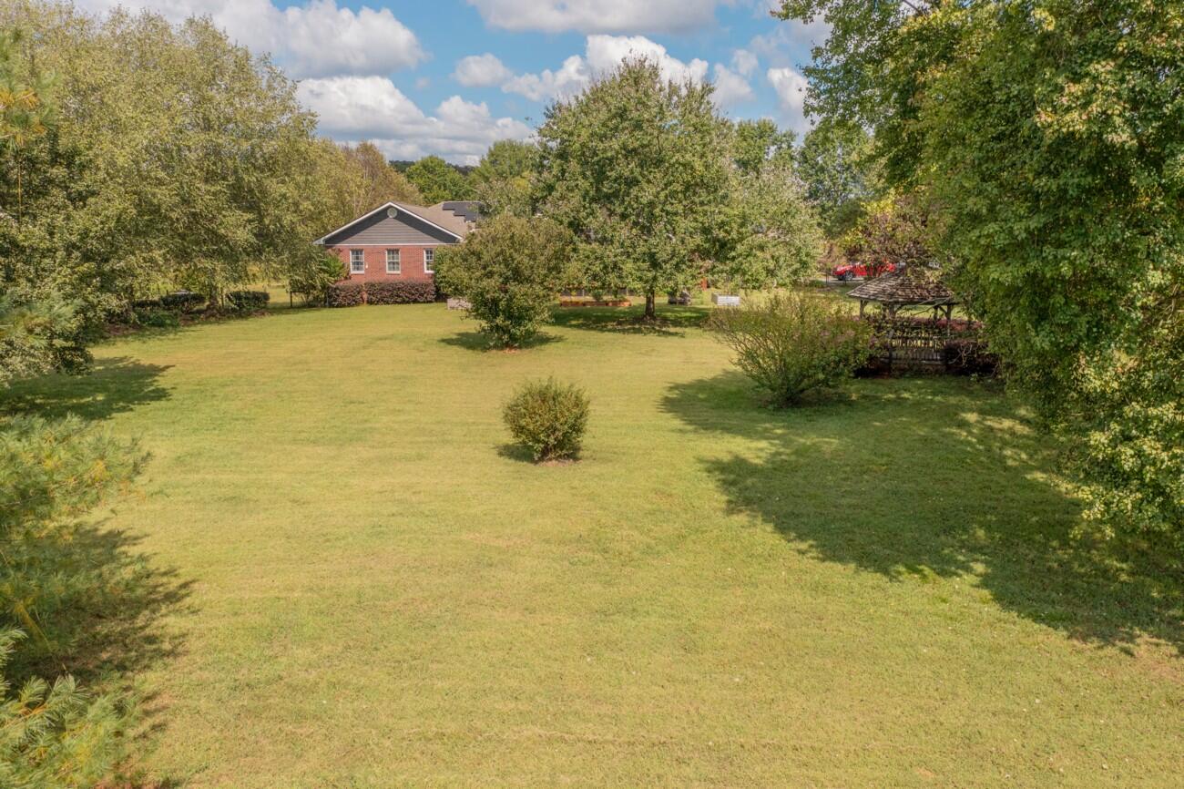 272 NW Fairview Road NW