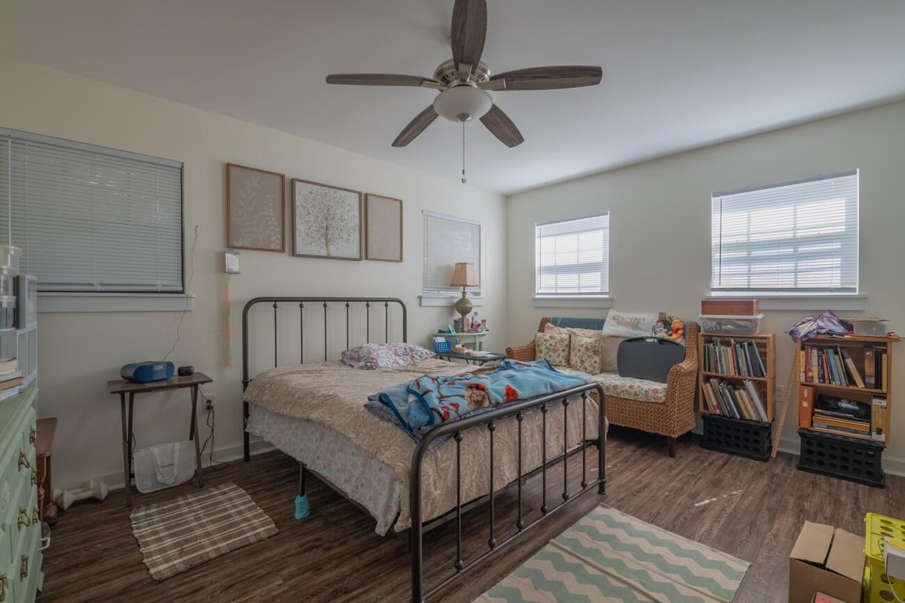 272 NW Fairview Road NW