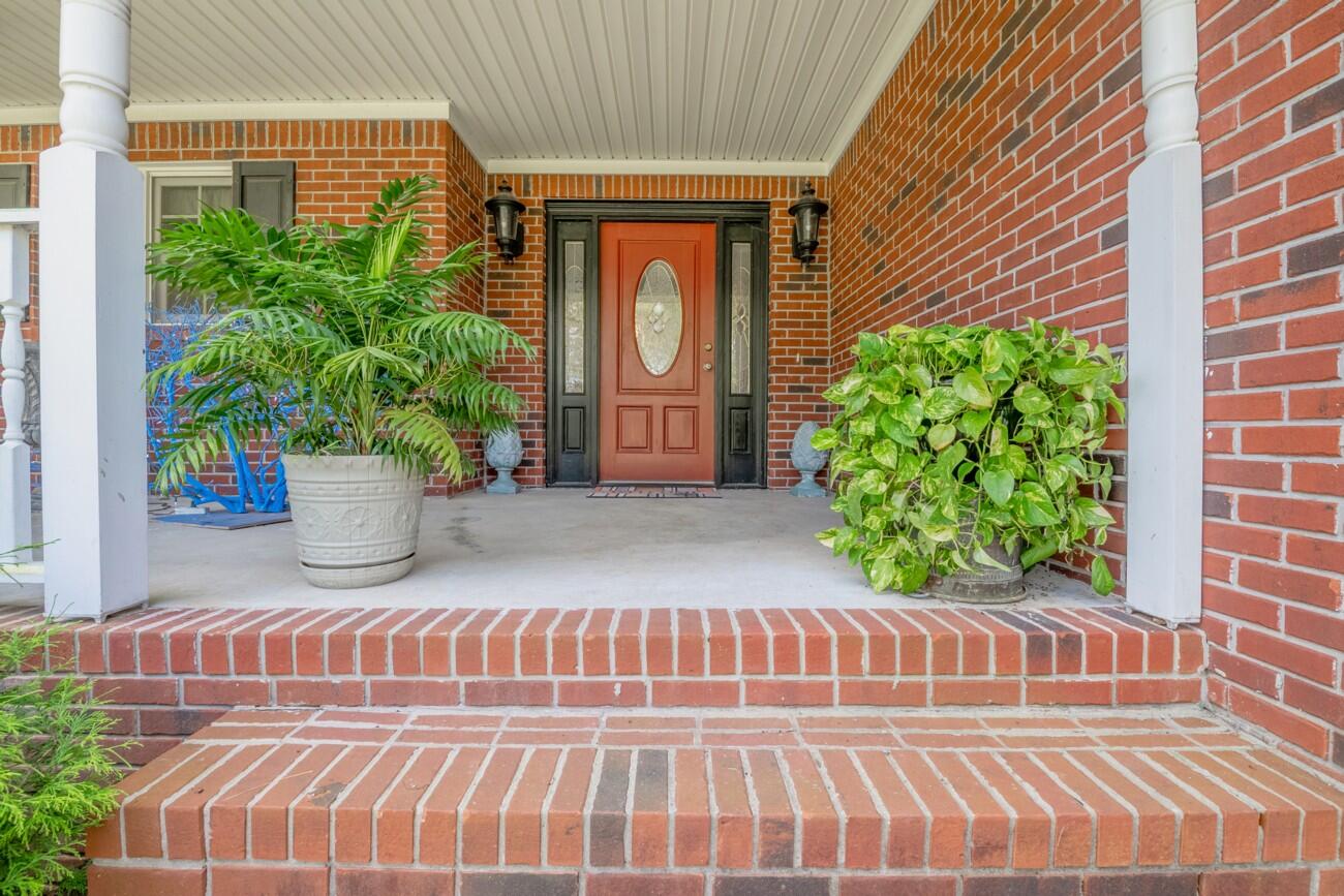 272 NW Fairview Road NW