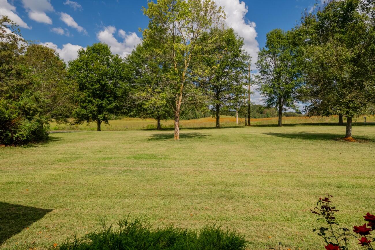 272 NW Fairview Road NW