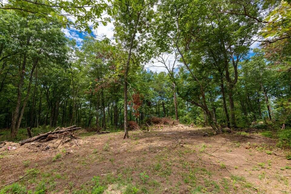 5370 Old State Road, 3