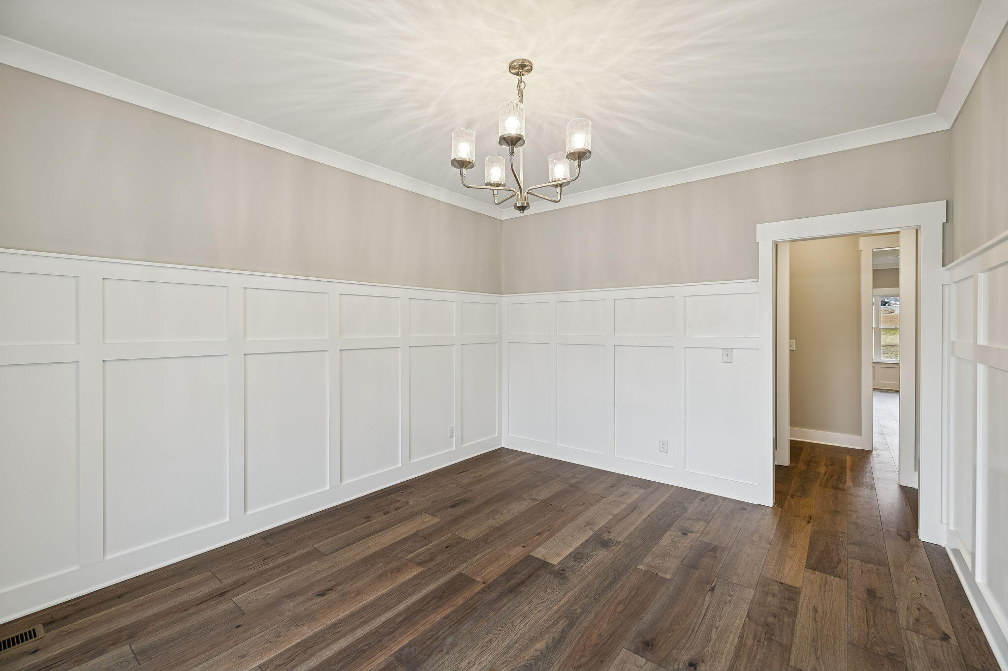 5211 NW Baylor Street