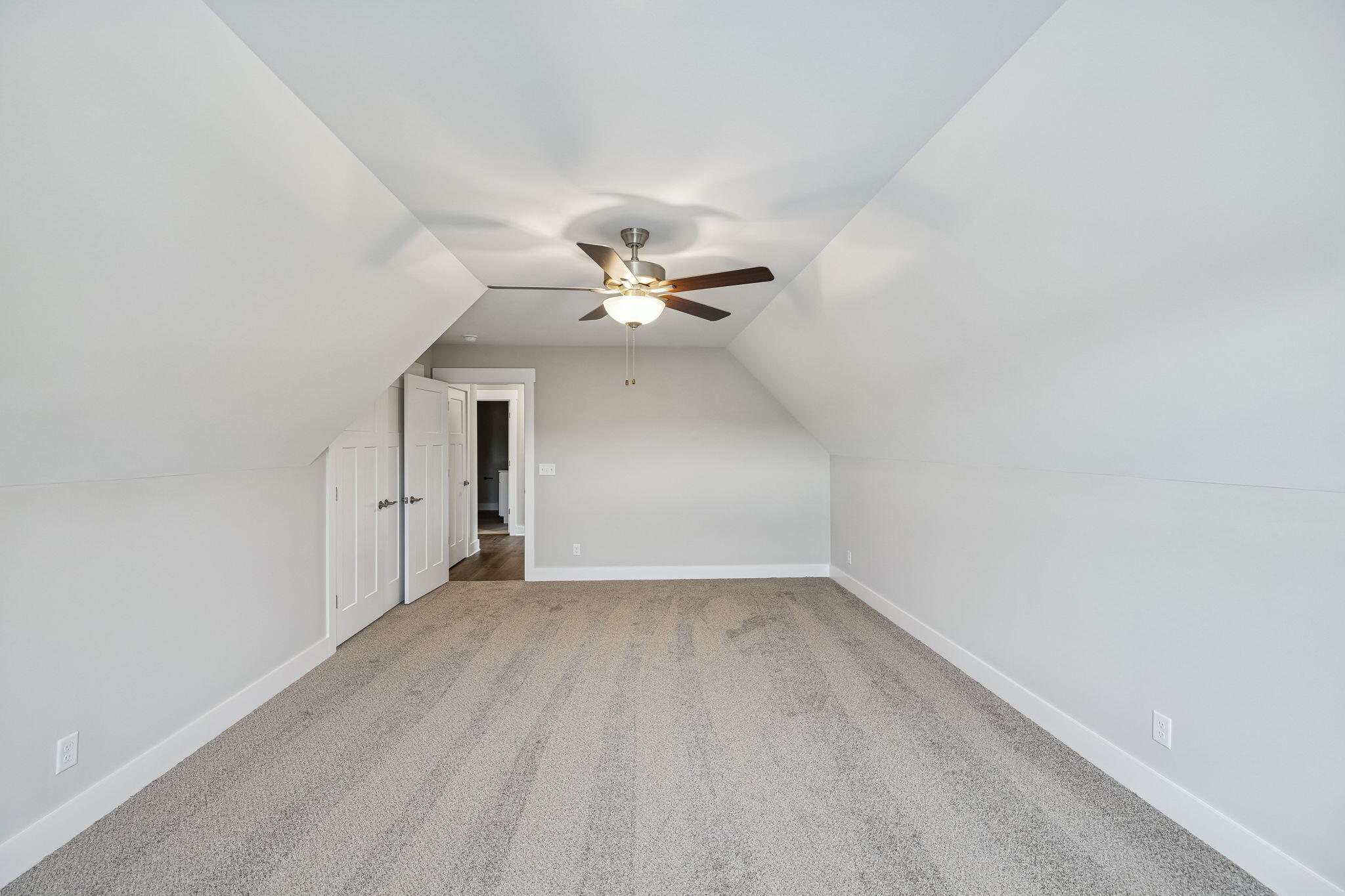 5211 NW Baylor Street