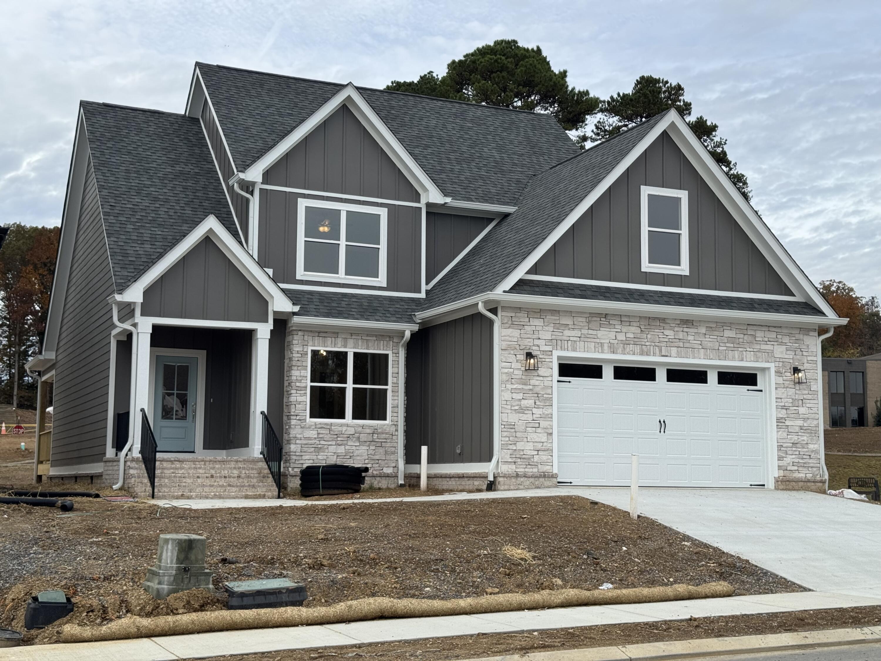 5211 NW Baylor Street