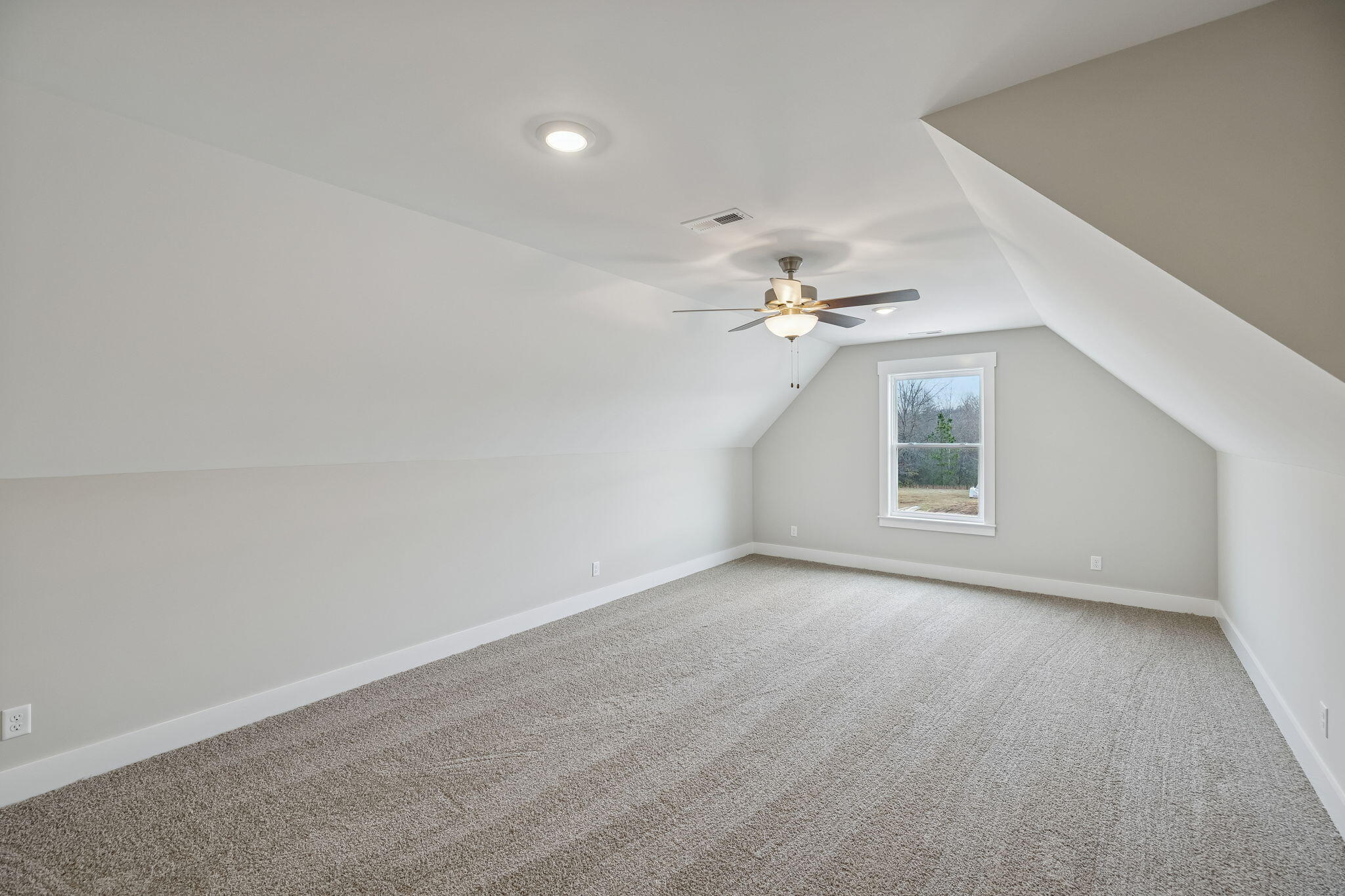 5211 NW Baylor Street