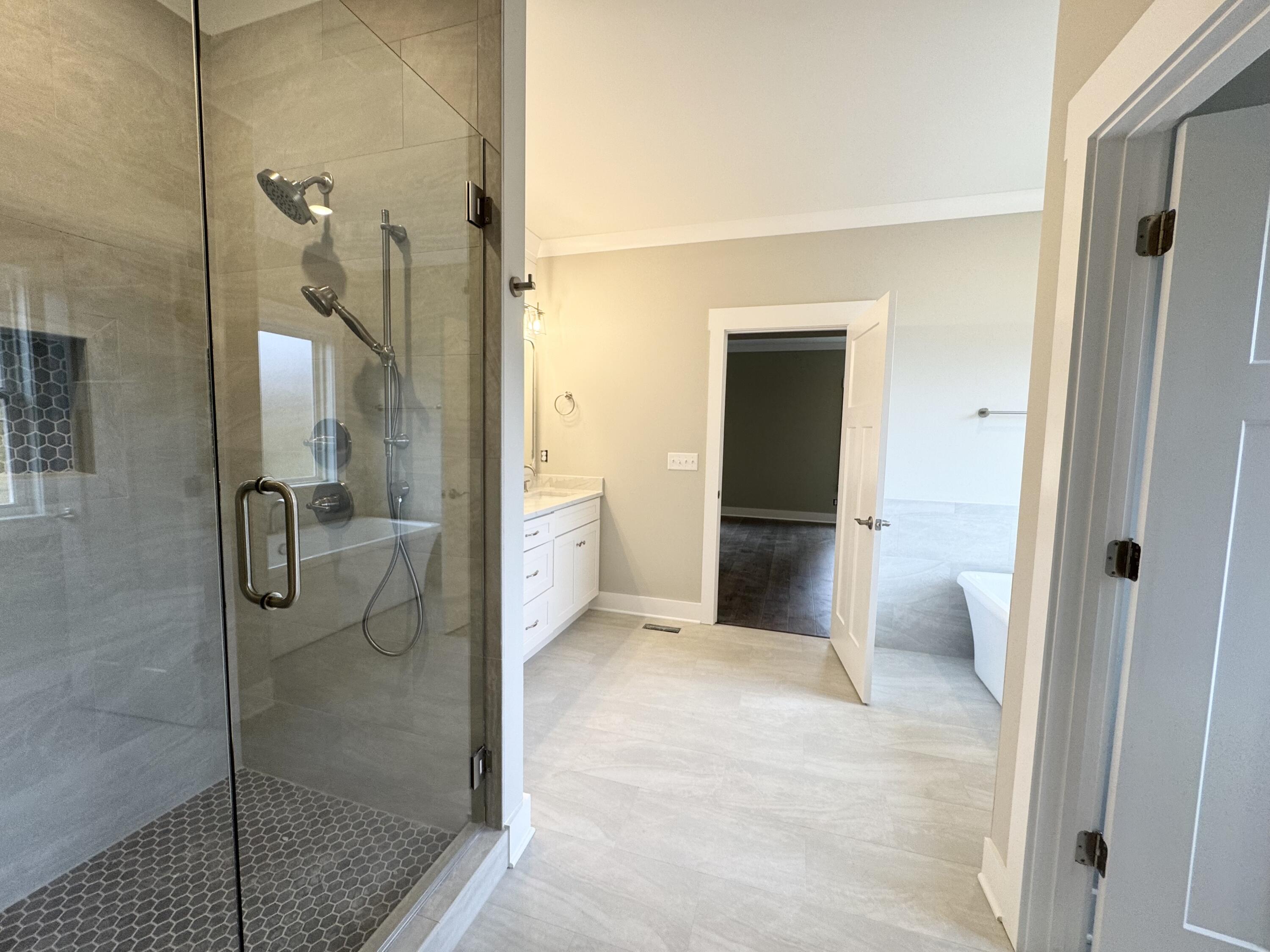 5211 NW Baylor Street