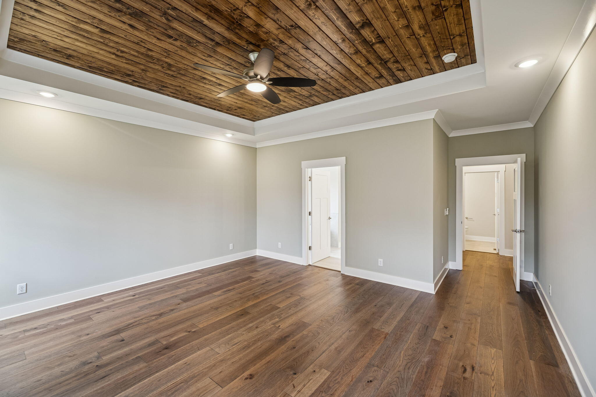 5211 NW Baylor Street