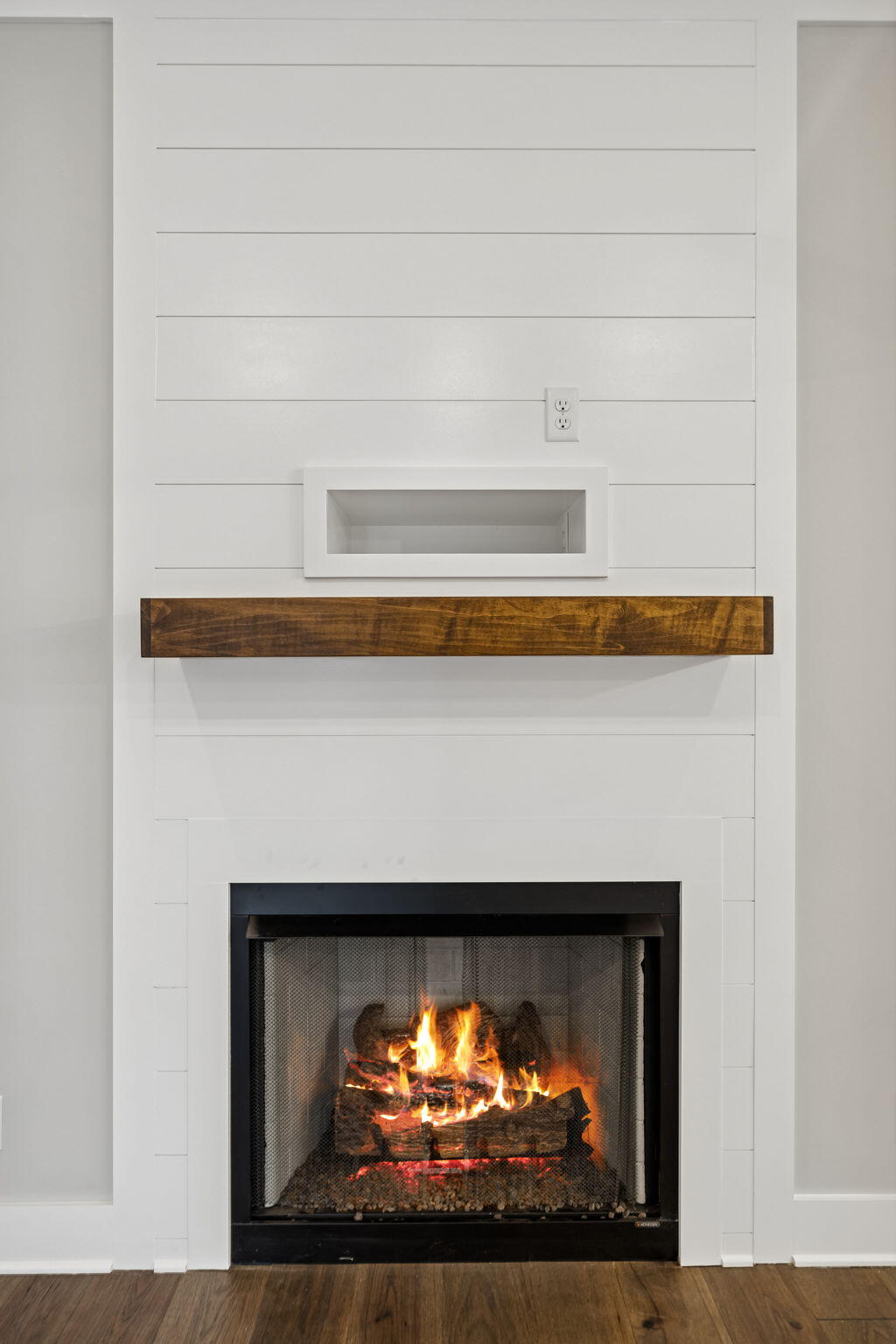 5211 NW Baylor Street