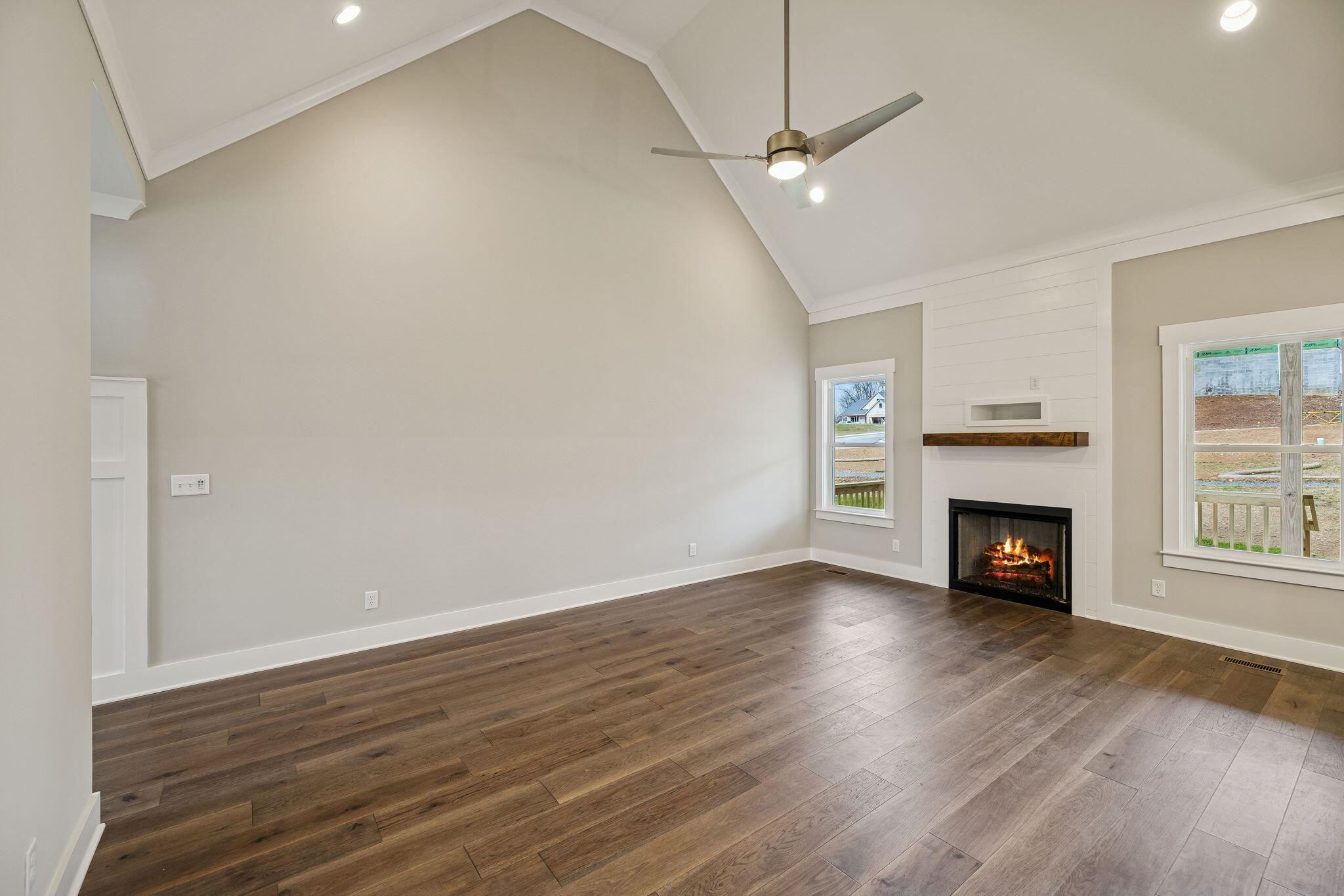 5211 NW Baylor Street