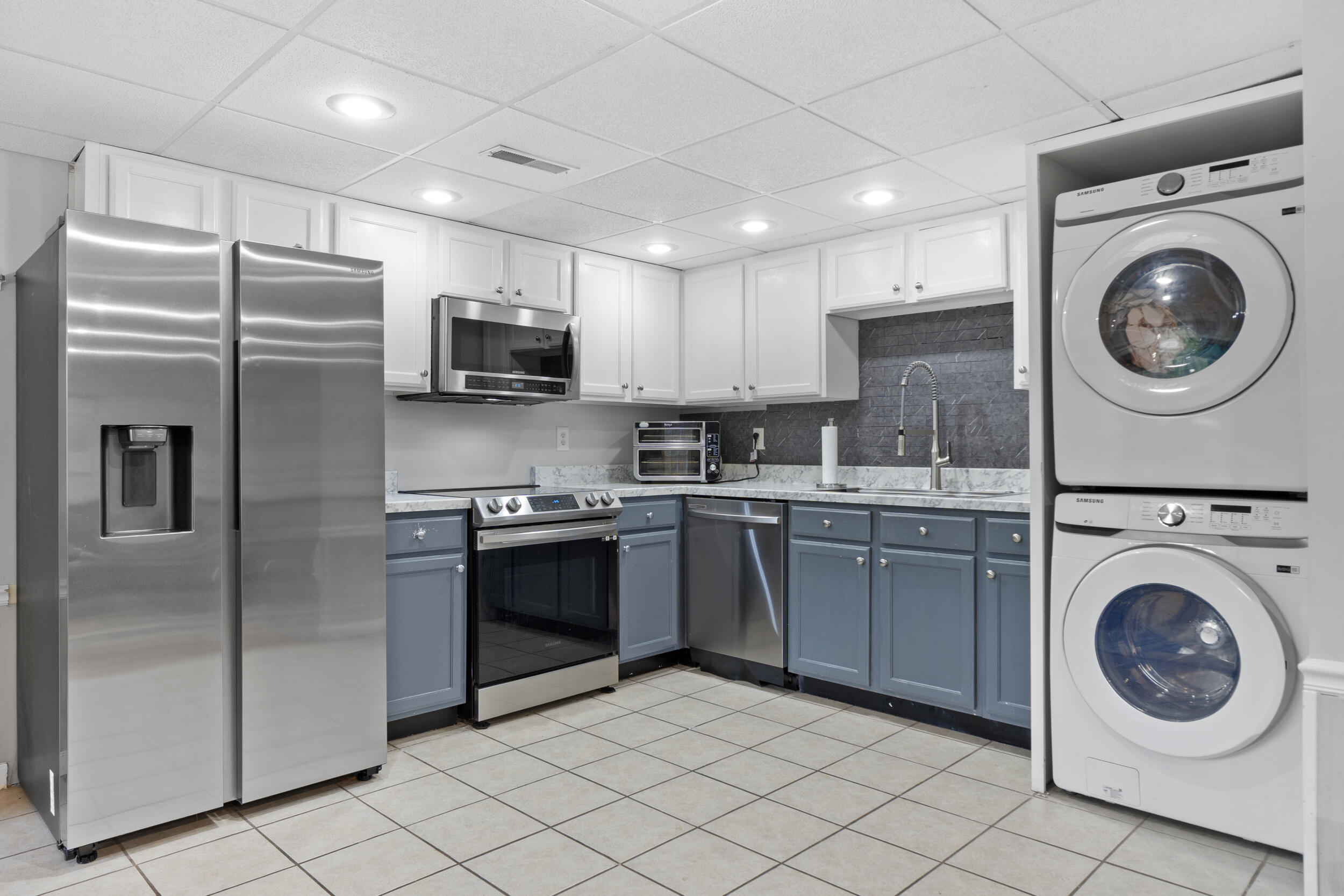 8715 Quail Run Drive