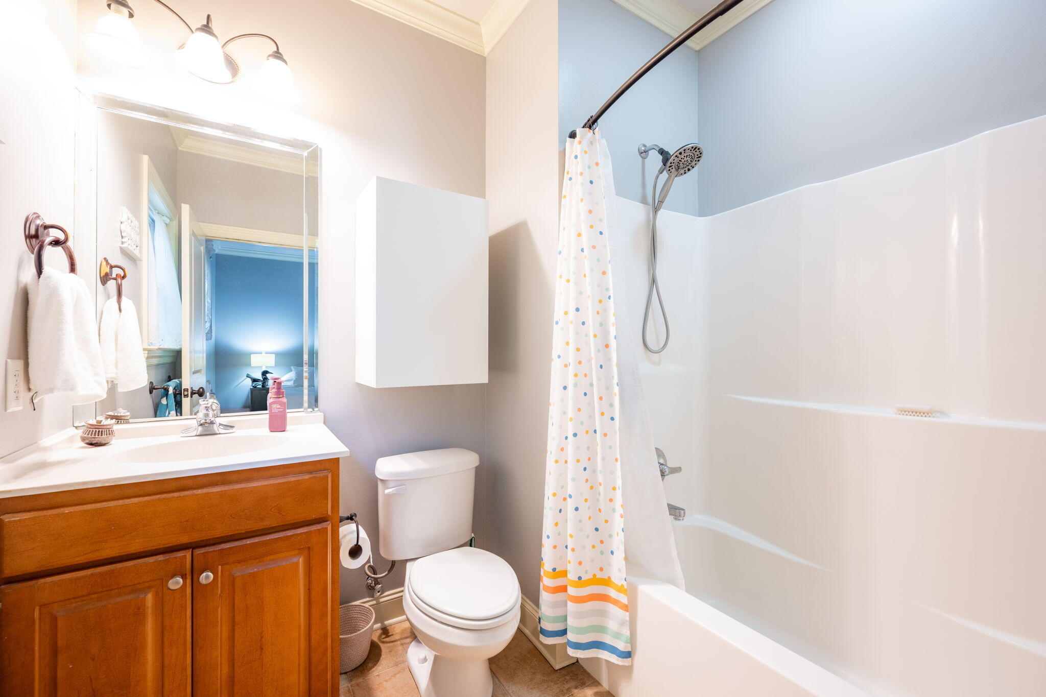 7647 Magnolia Leaf Lane