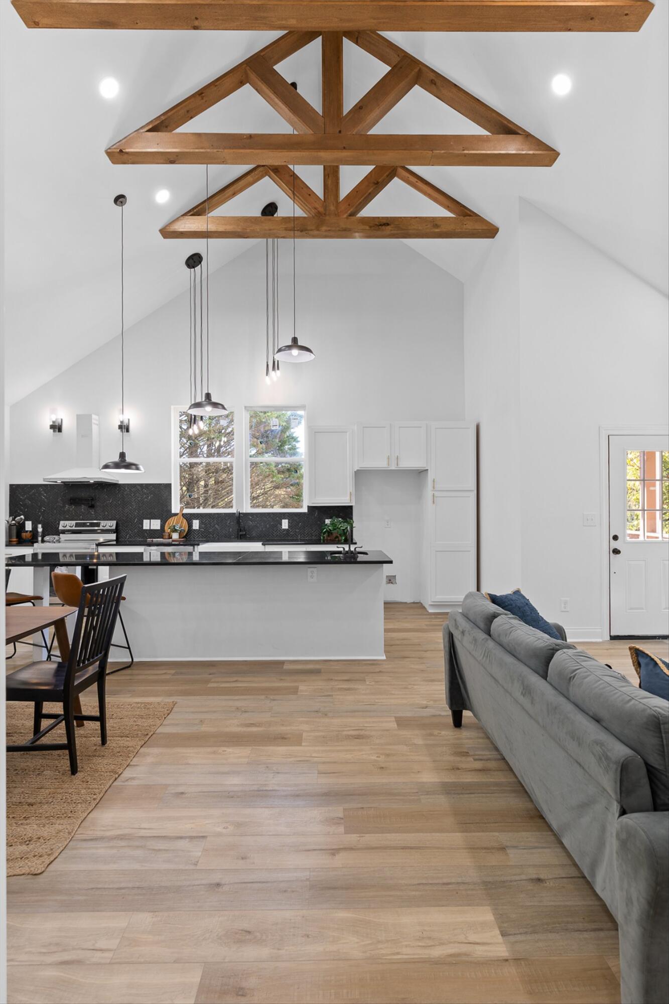 129 Signal Hills Drive