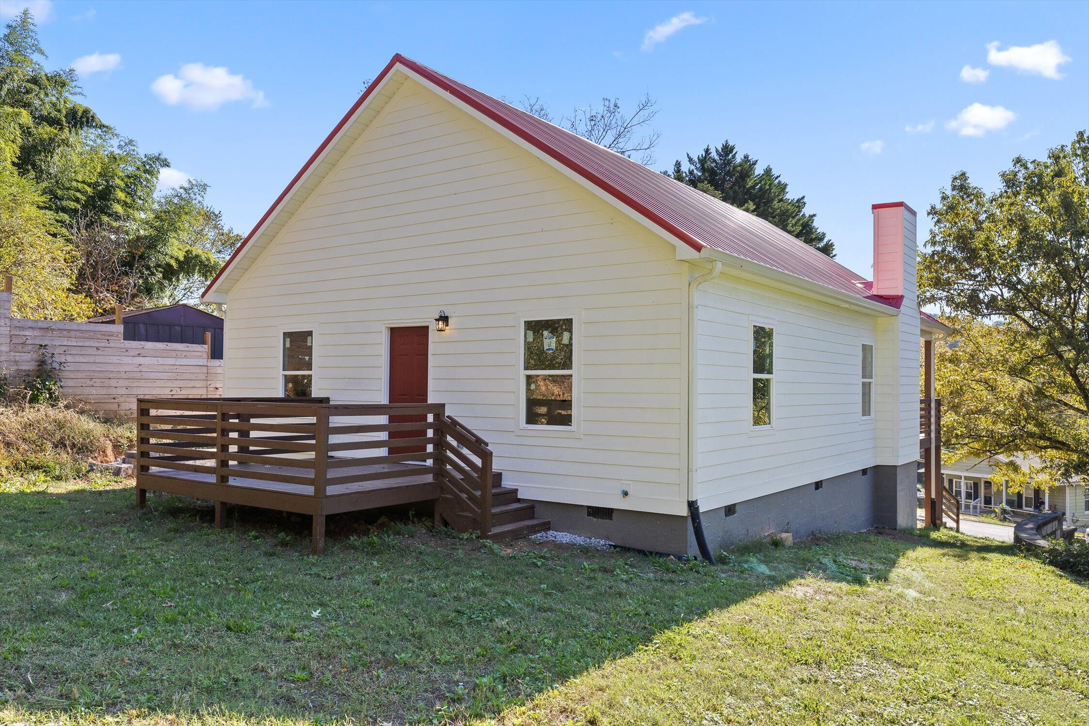 129 Signal Hills Drive