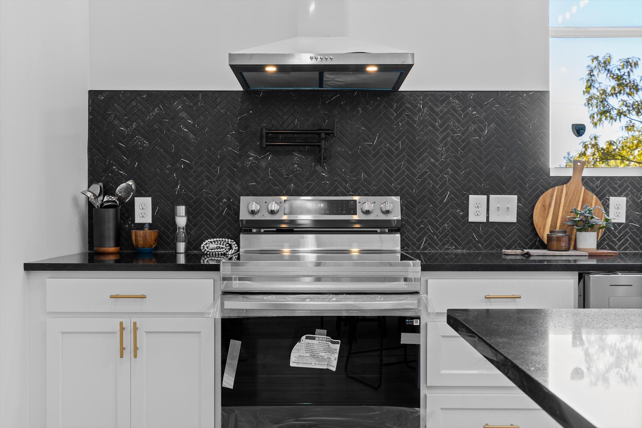 129 Signal Hills Drive