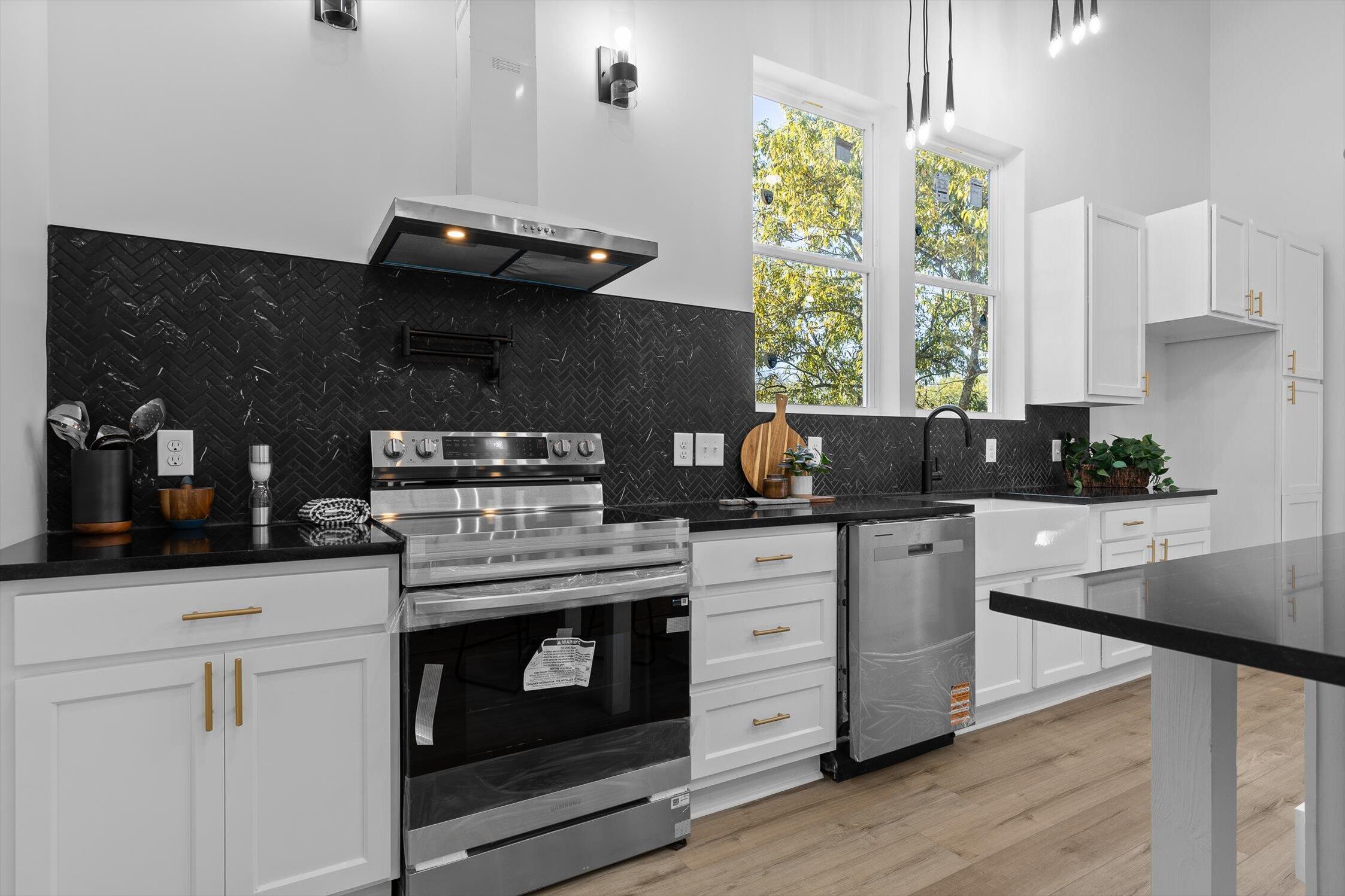 129 Signal Hills Drive