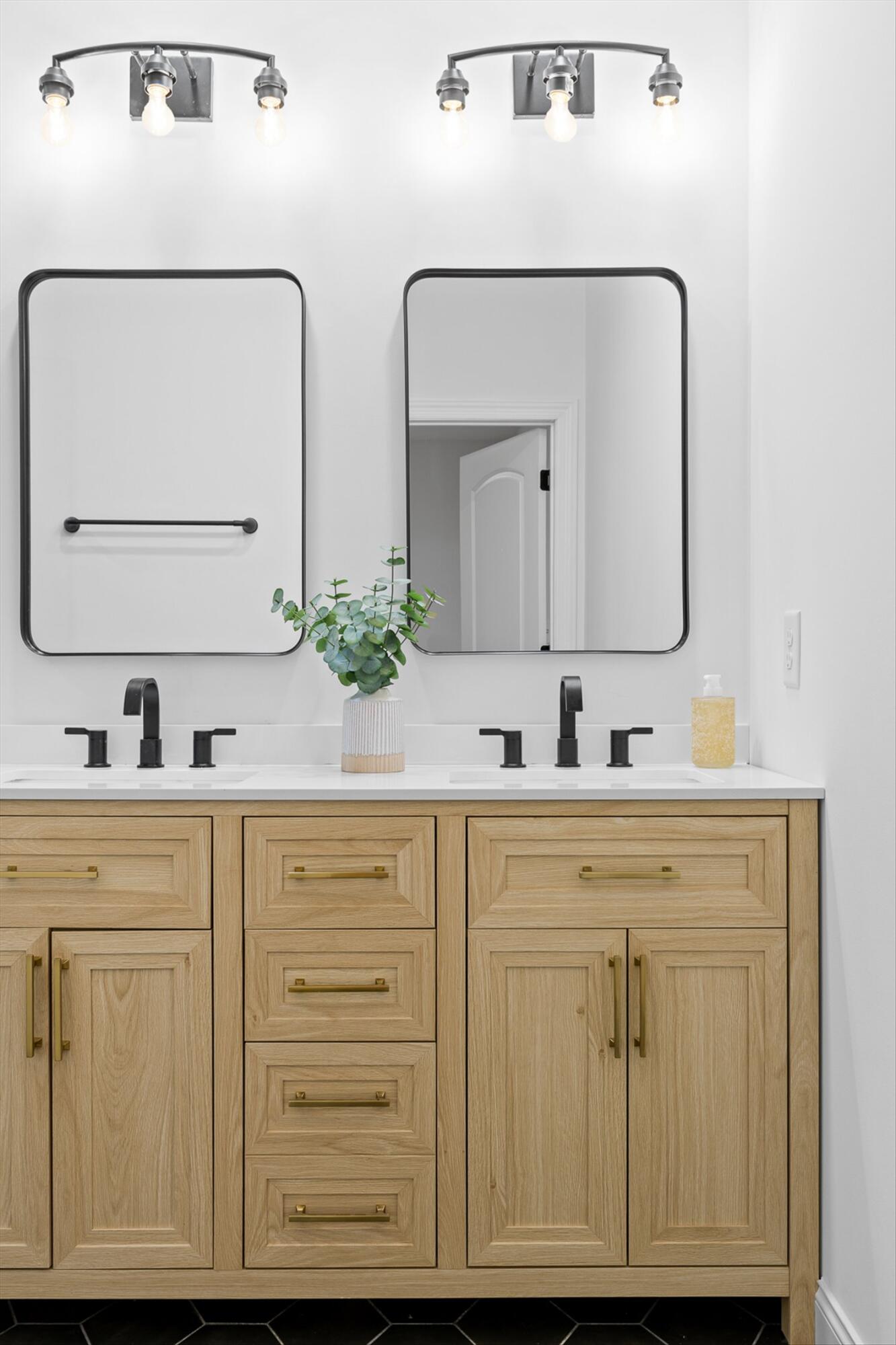 129 Signal Hills Drive