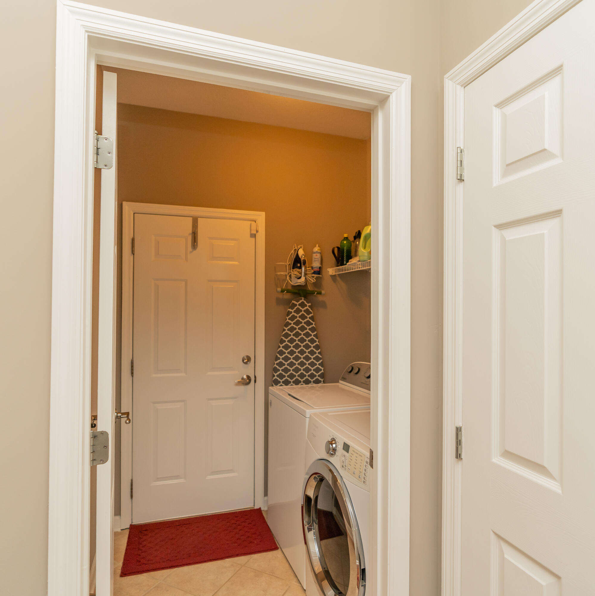 1913 Belleau Village Lane