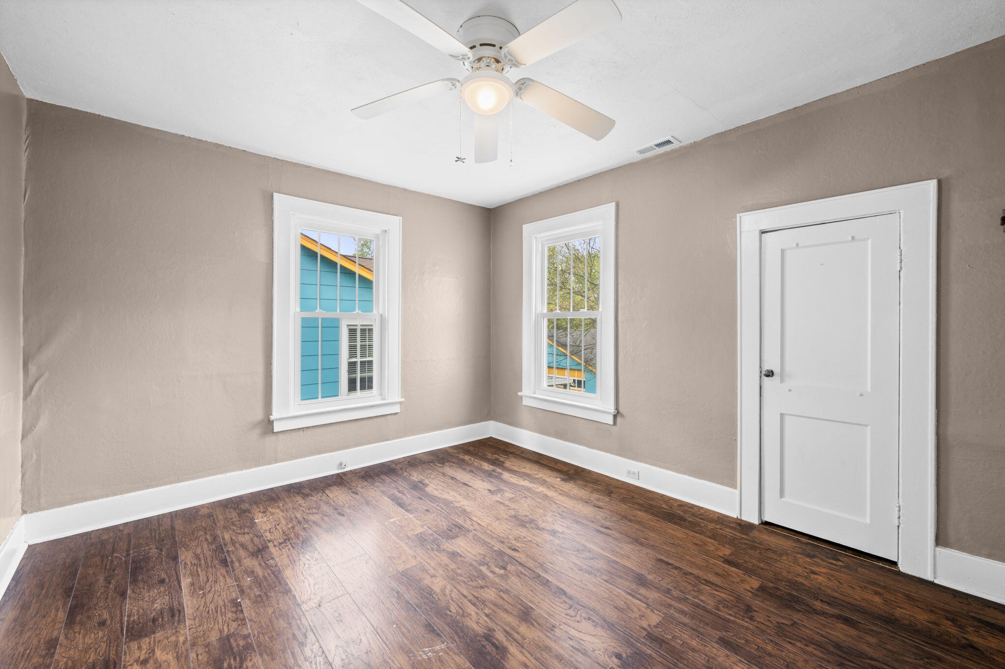 3115 Greenwich Avenue