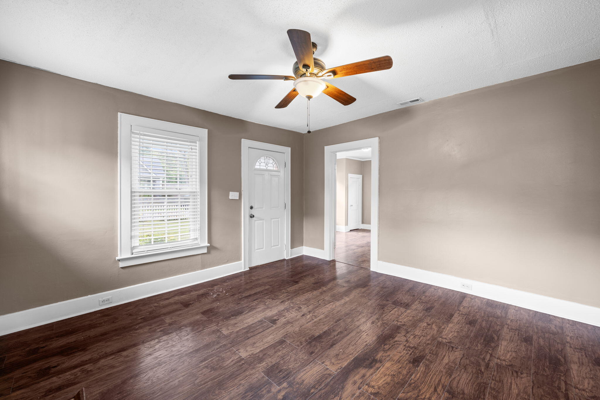 3115 Greenwich Avenue