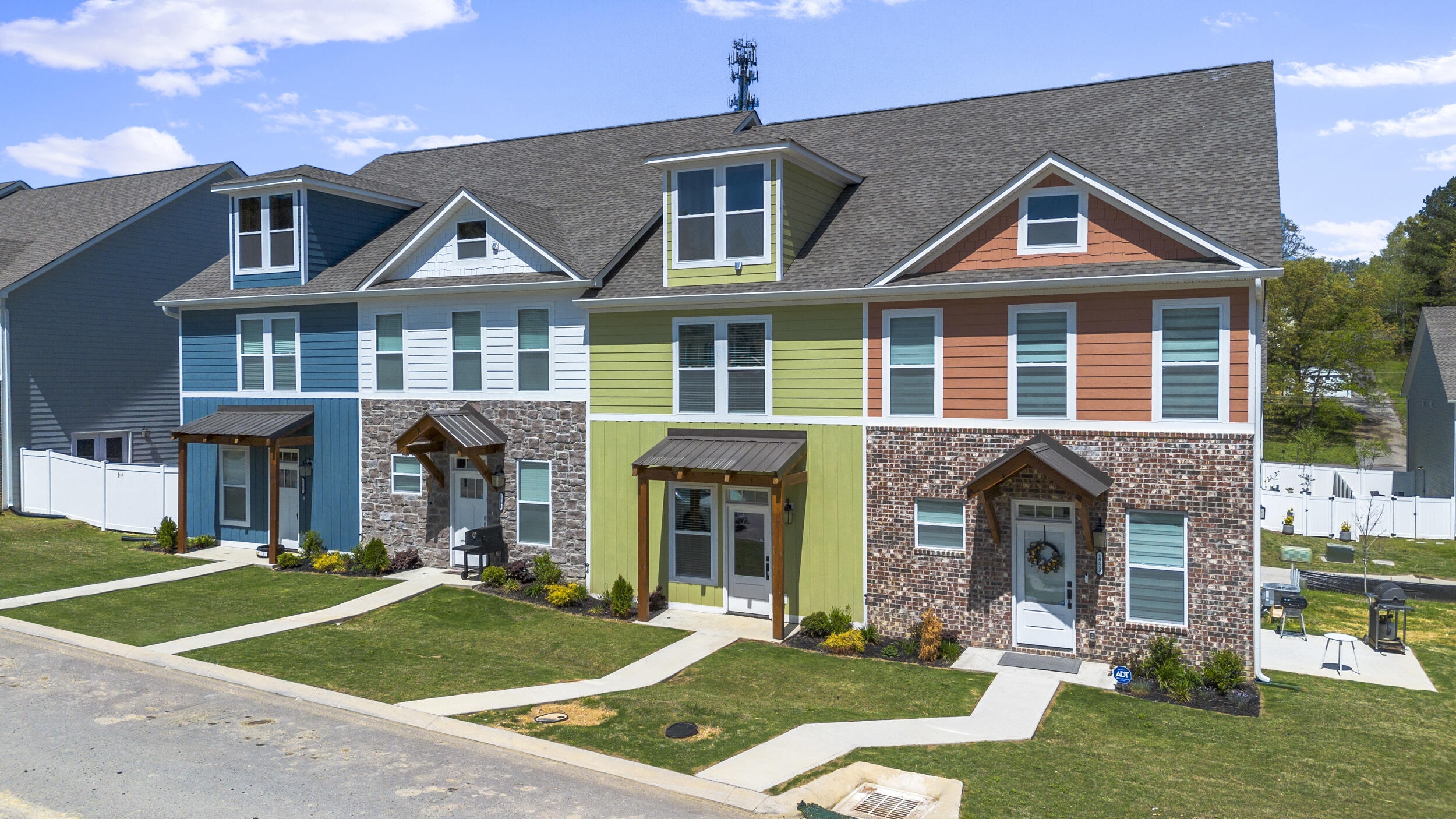 1922,1924, 1926,1928 Cypress Lane, Lot 15