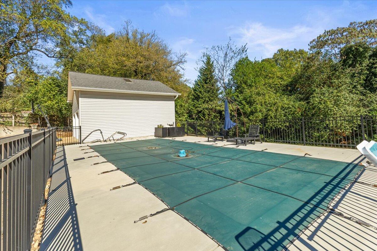 708 Belvoir Avenue