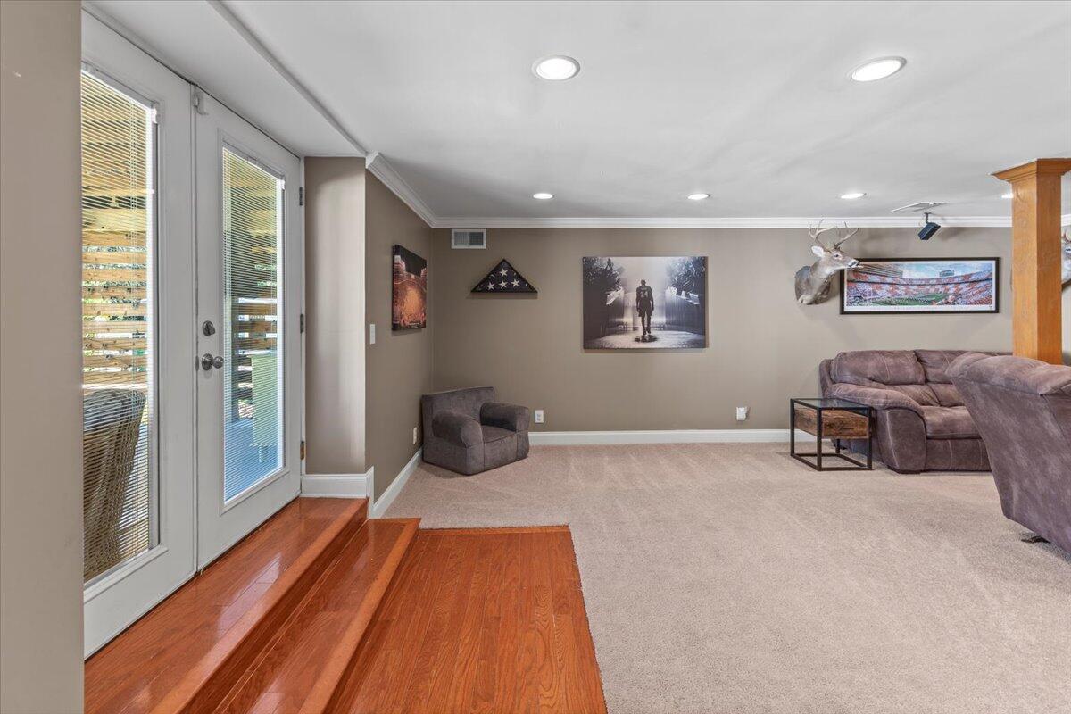708 Belvoir Avenue