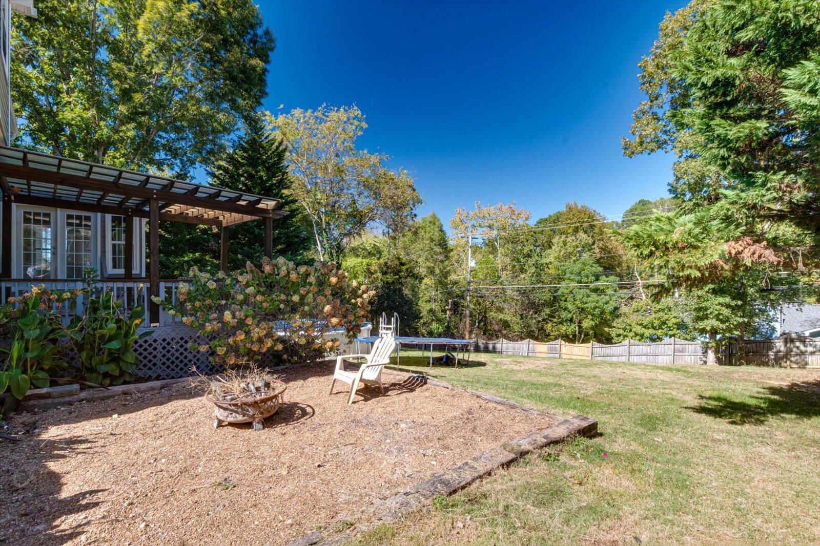 2221 Chimney Hills Drive