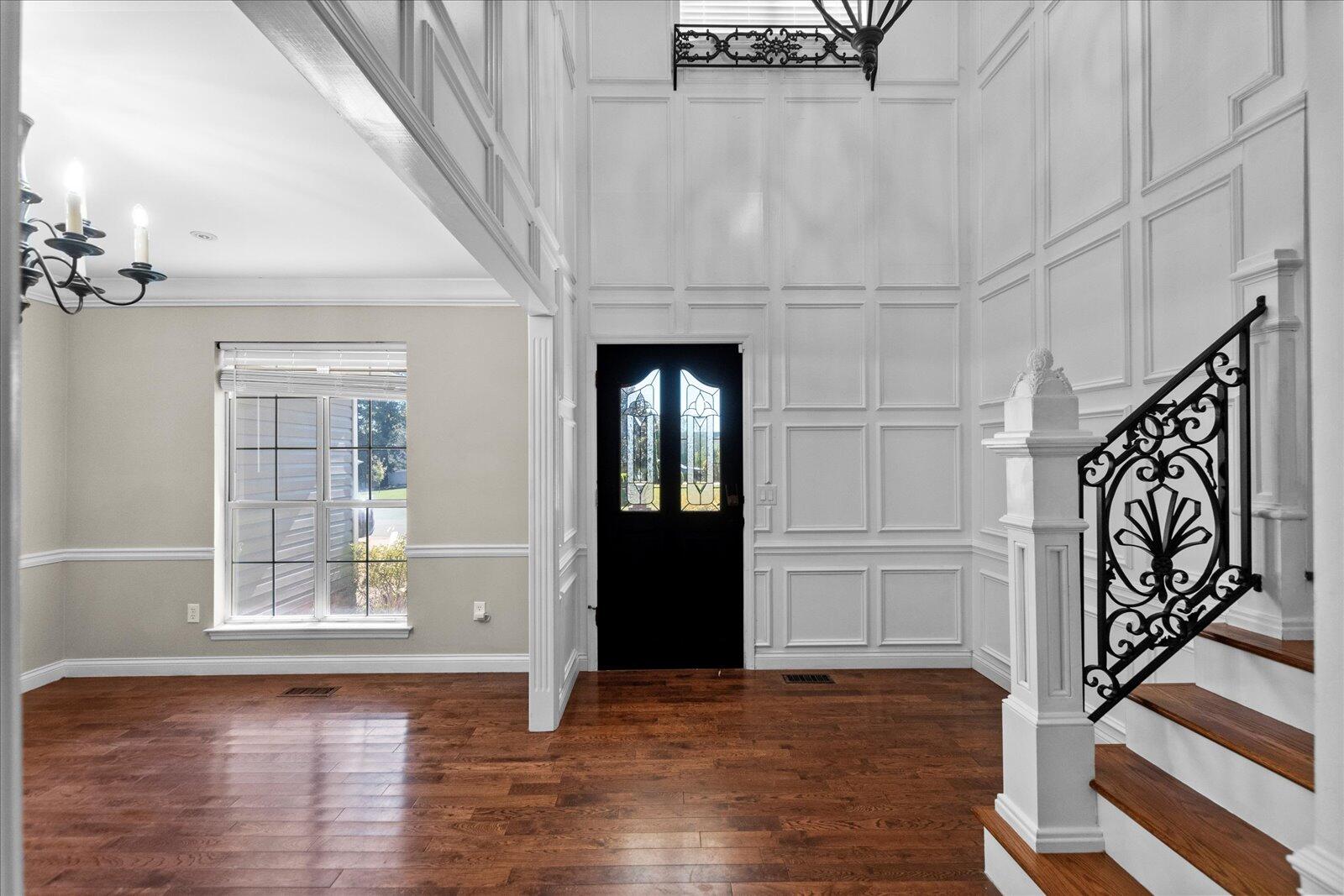 2221 Chimney Hills Drive