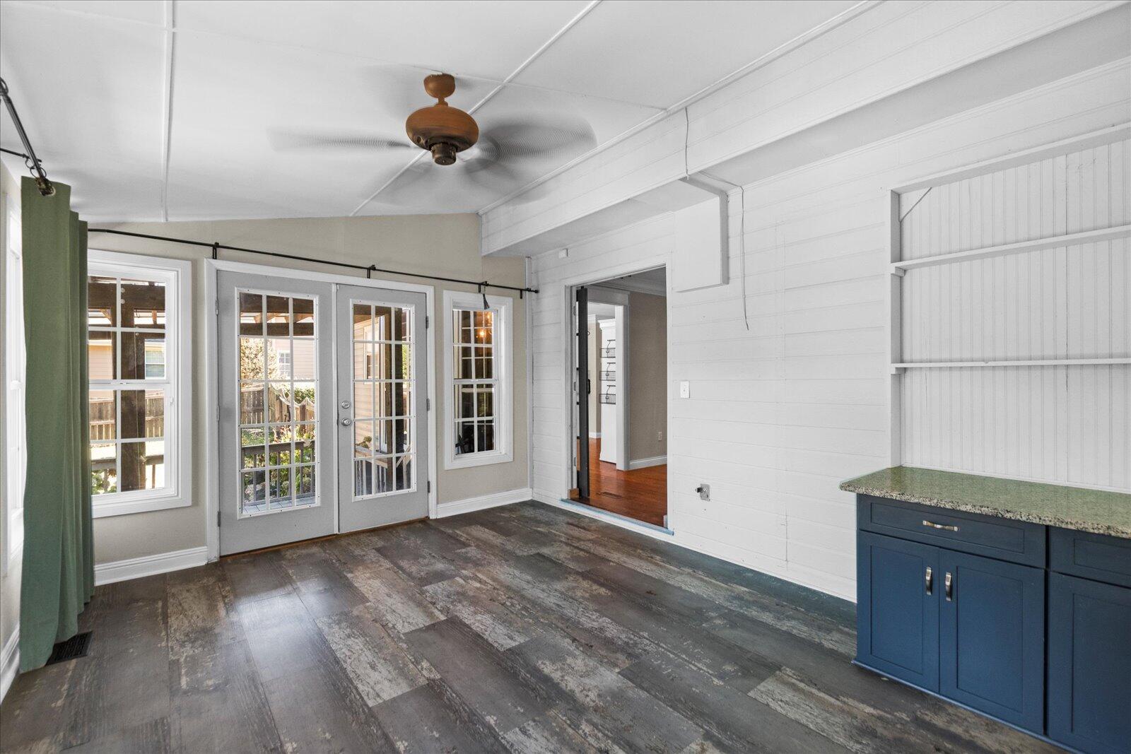 2221 Chimney Hills Drive