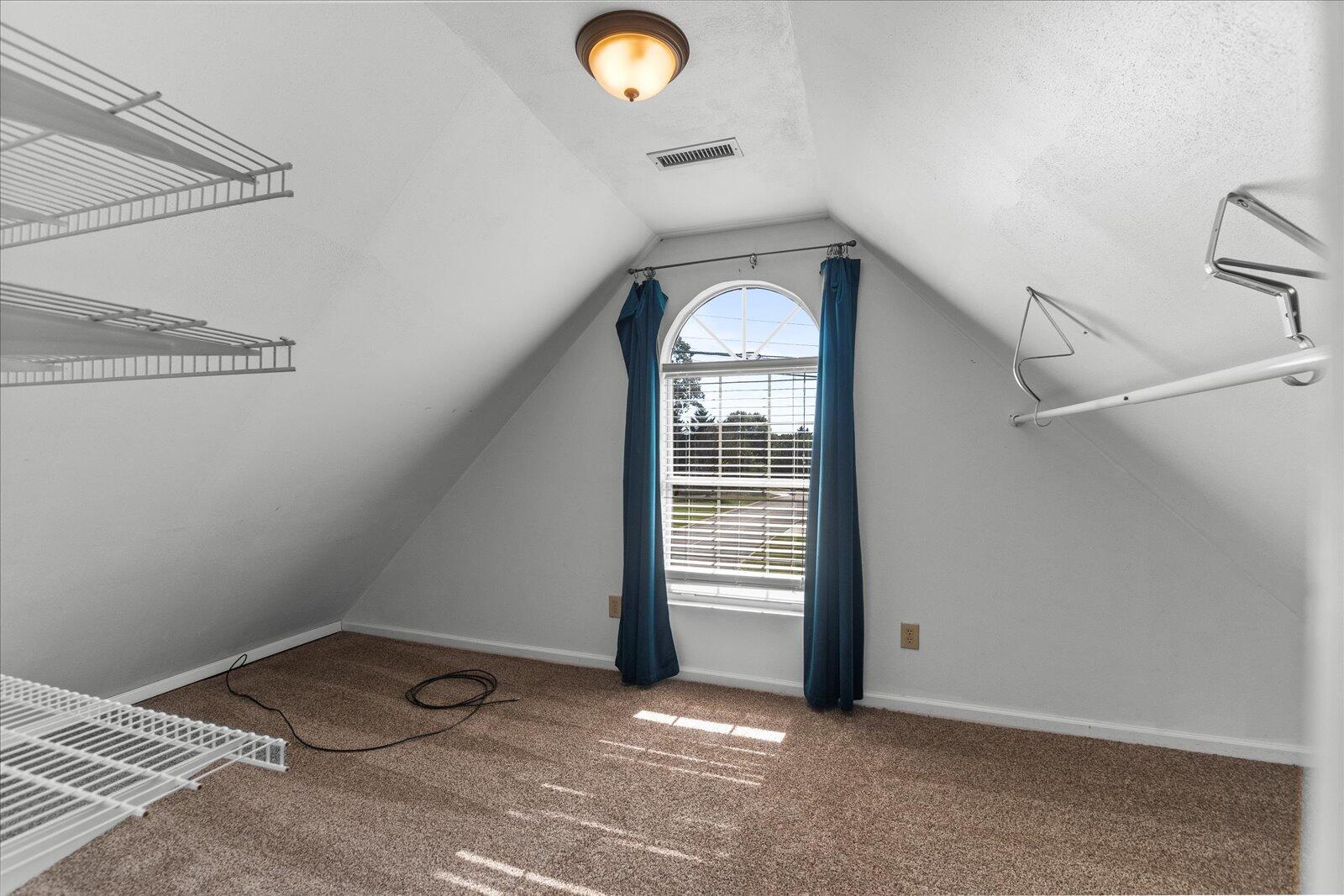 2221 Chimney Hills Drive