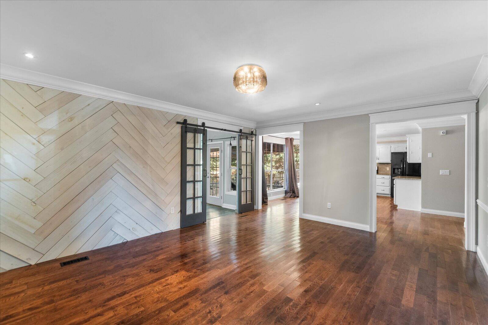 2221 Chimney Hills Drive