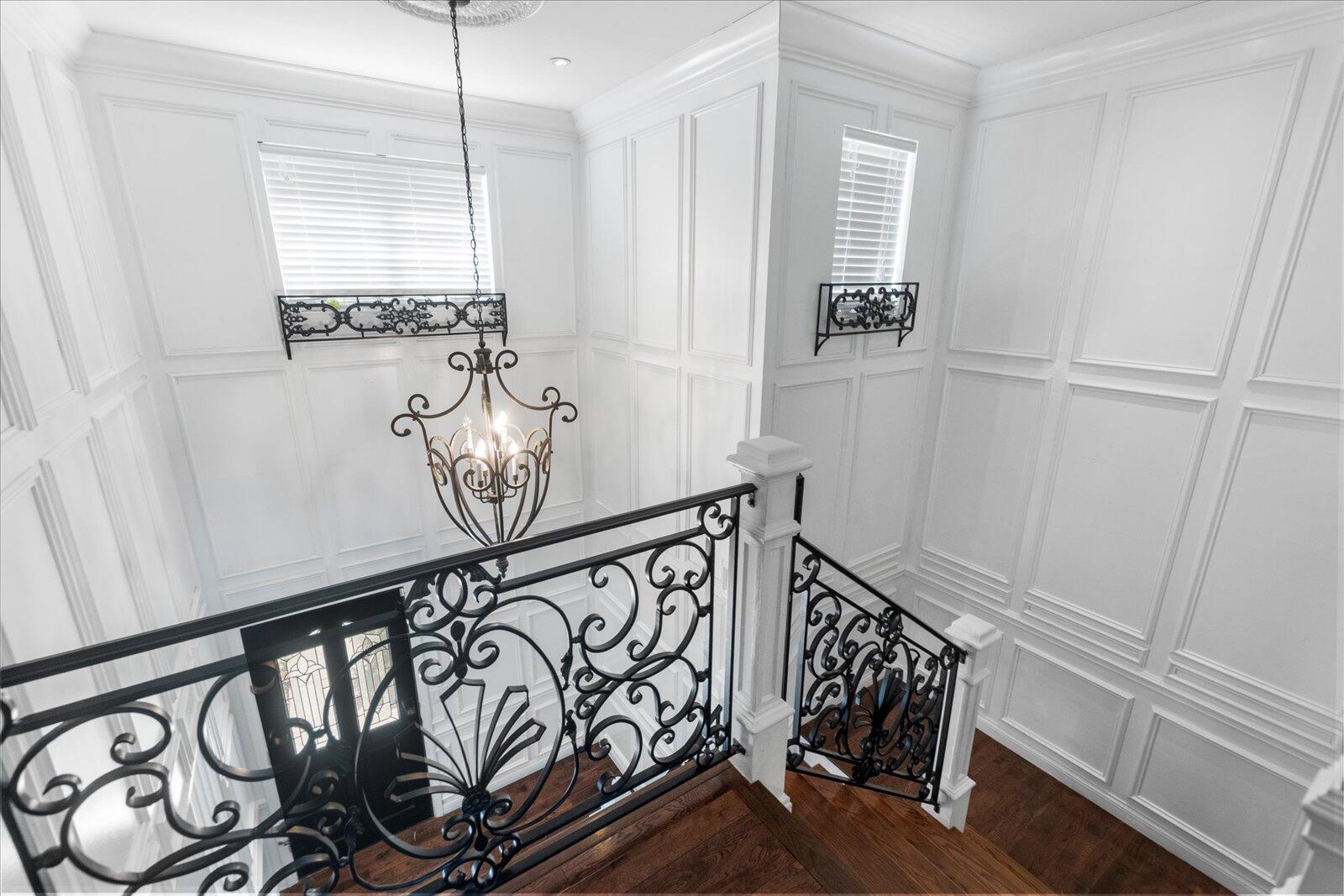 2221 Chimney Hills Drive