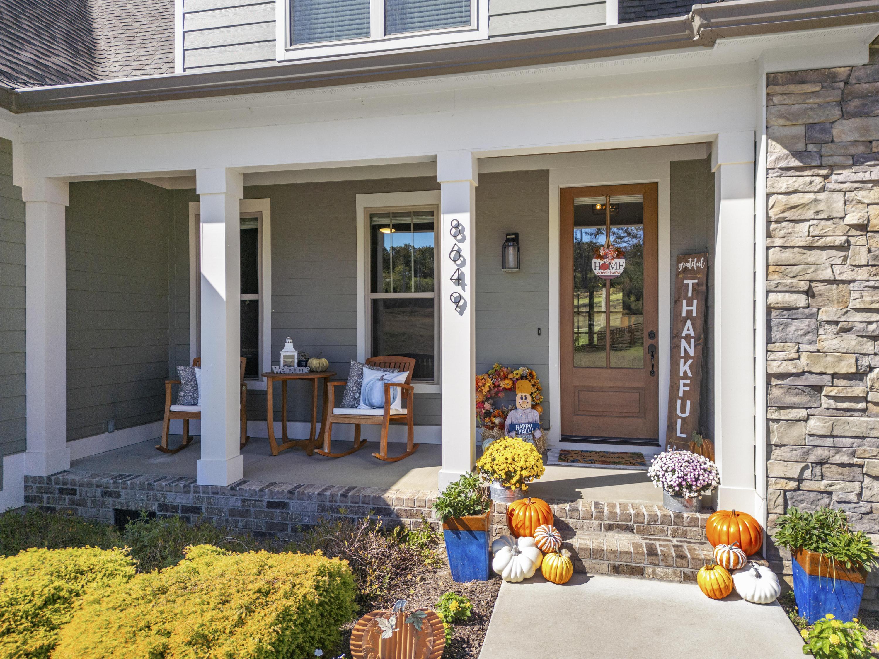 8649 Woodbury Acre Court