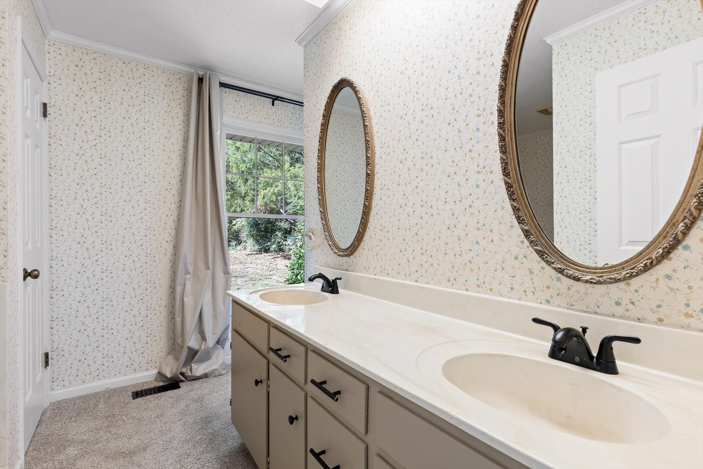 8124 Pierpoint Drive, Harrison