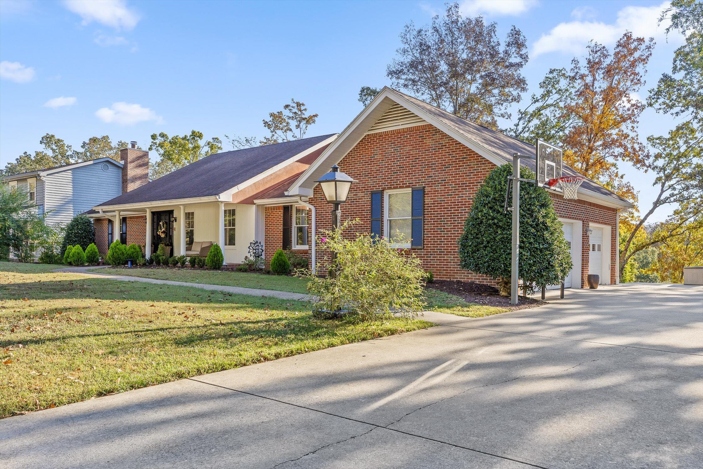 8124 Pierpoint Drive, Harrison