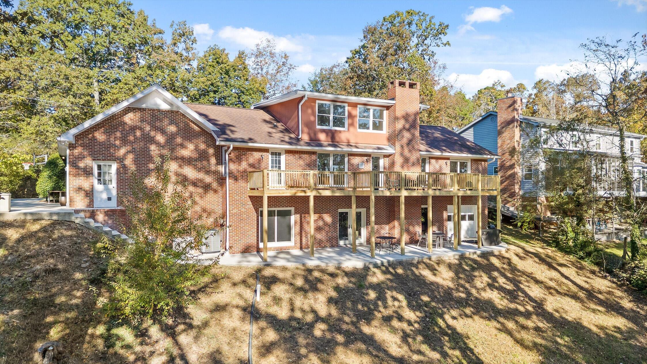 8124 Pierpoint Drive, Harrison