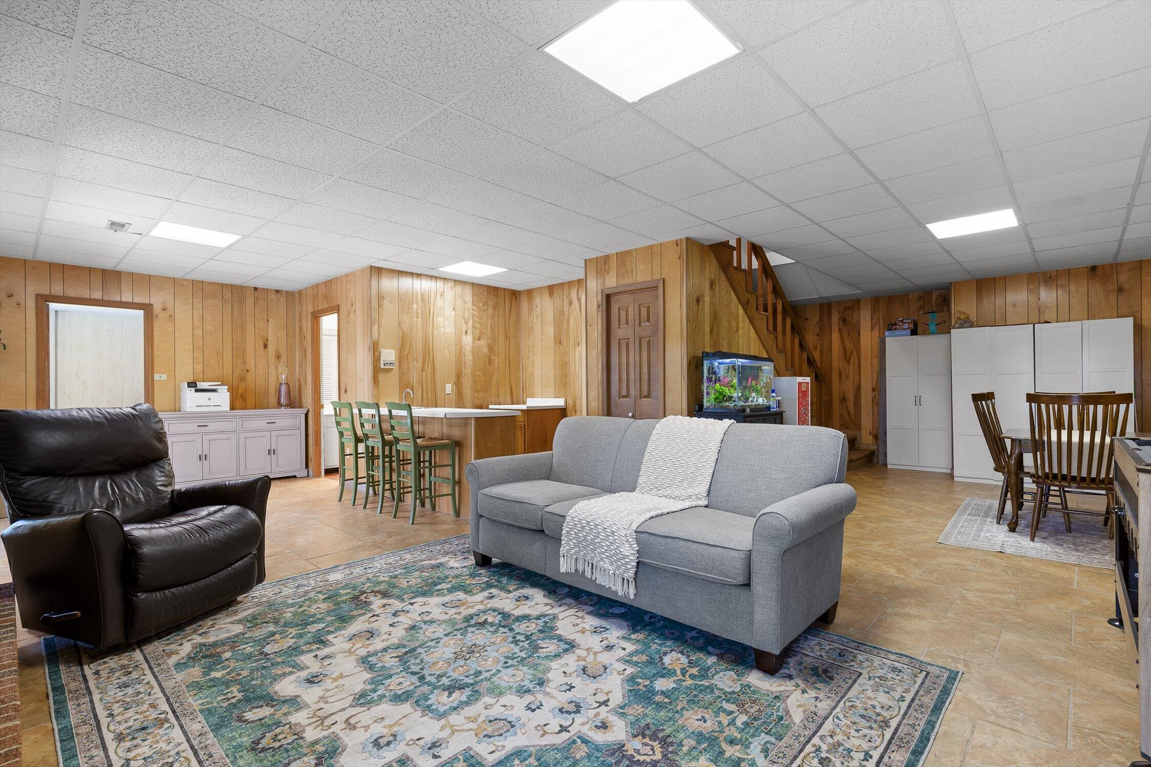 8124 Pierpoint Drive, Harrison