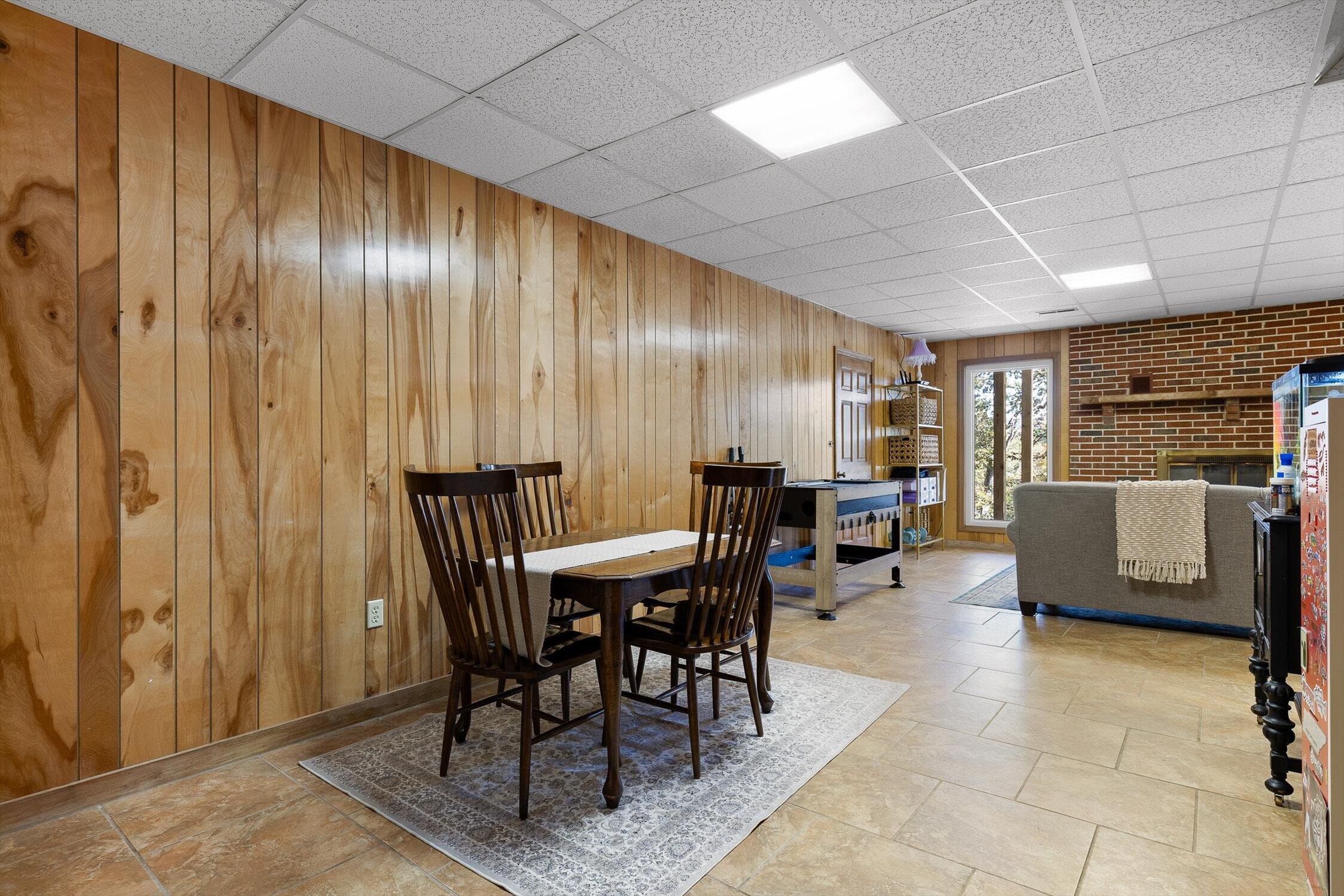 8124 Pierpoint Drive, Harrison